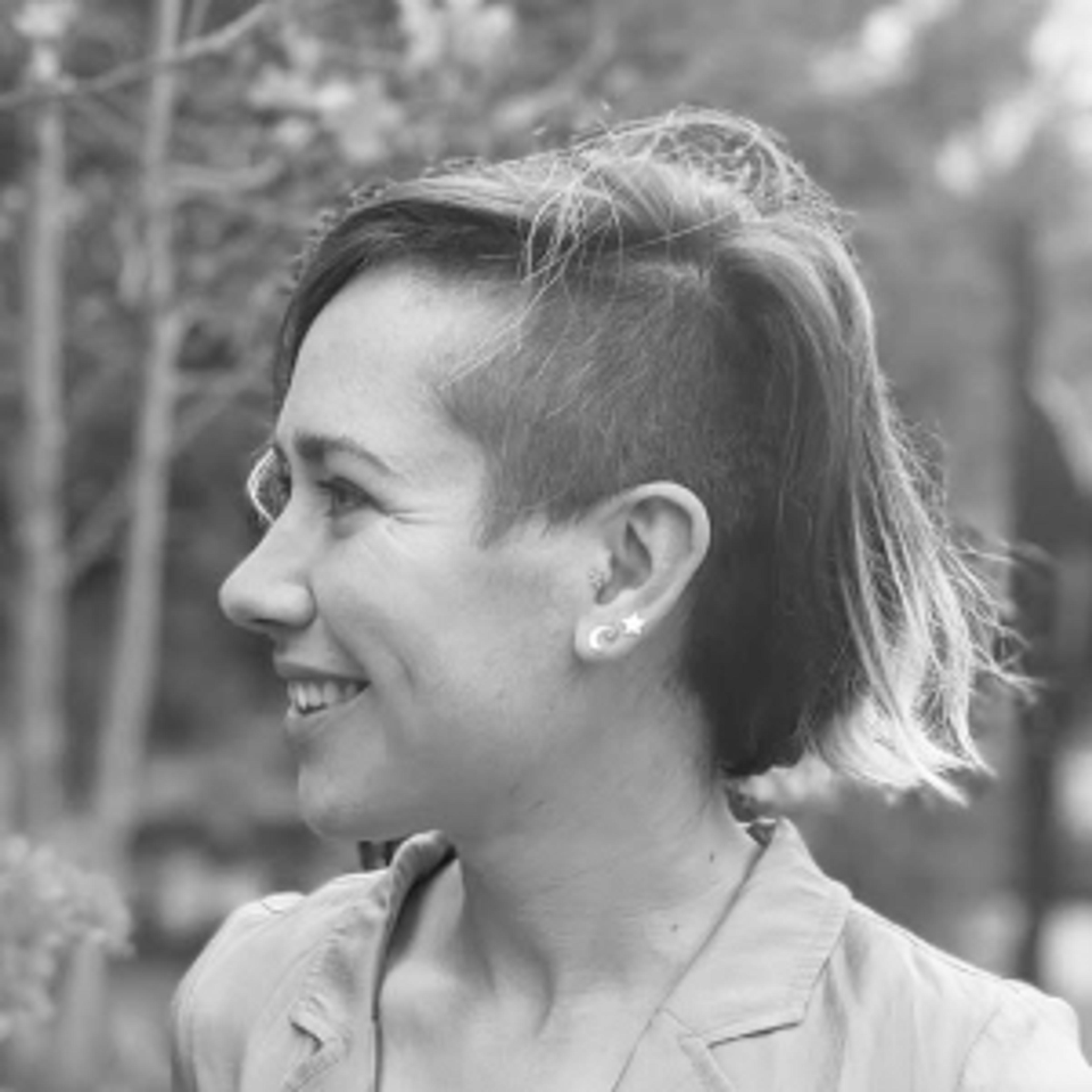 Photo of Joanna Thompson