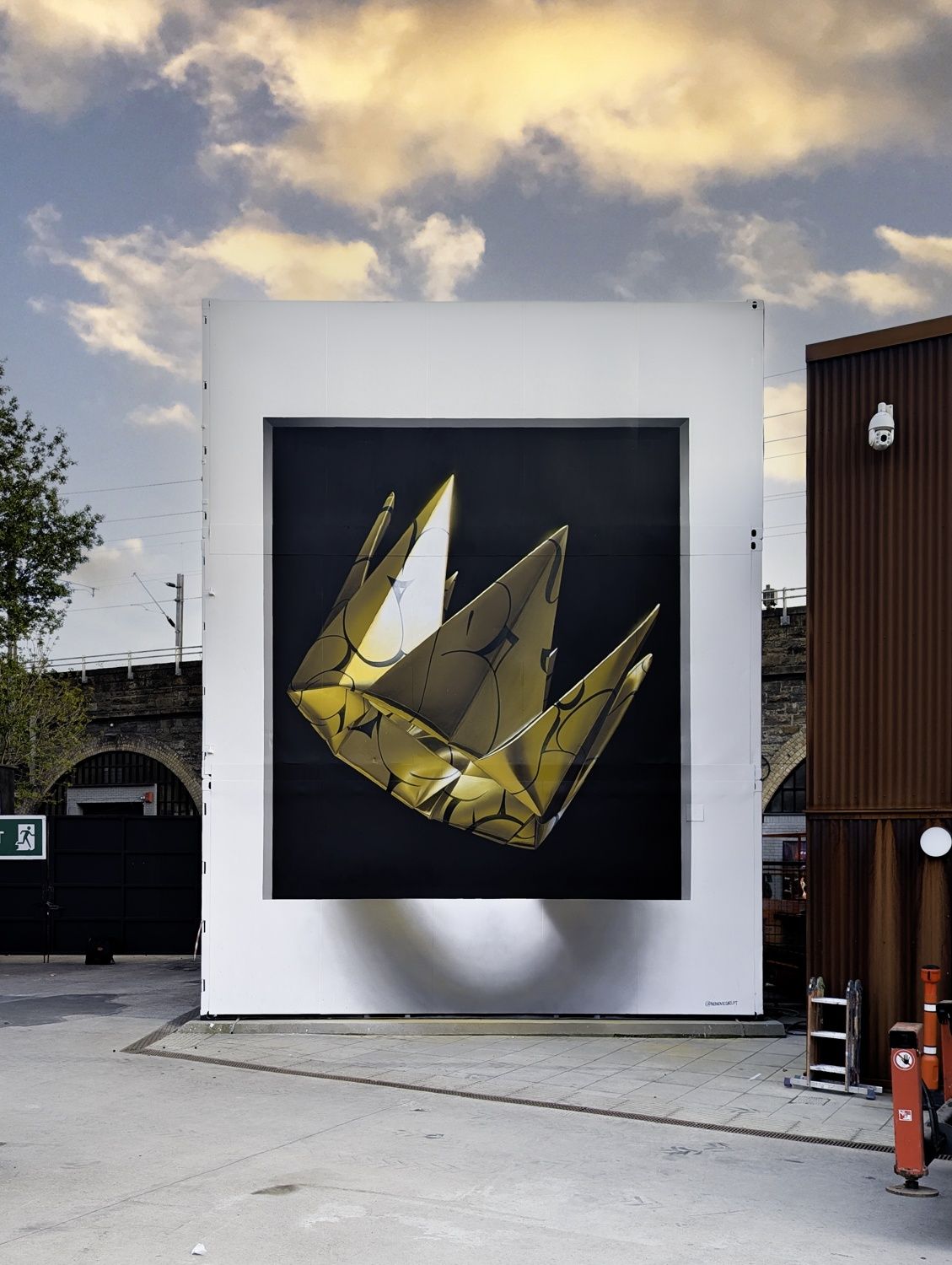 Golden Paper Crown XI