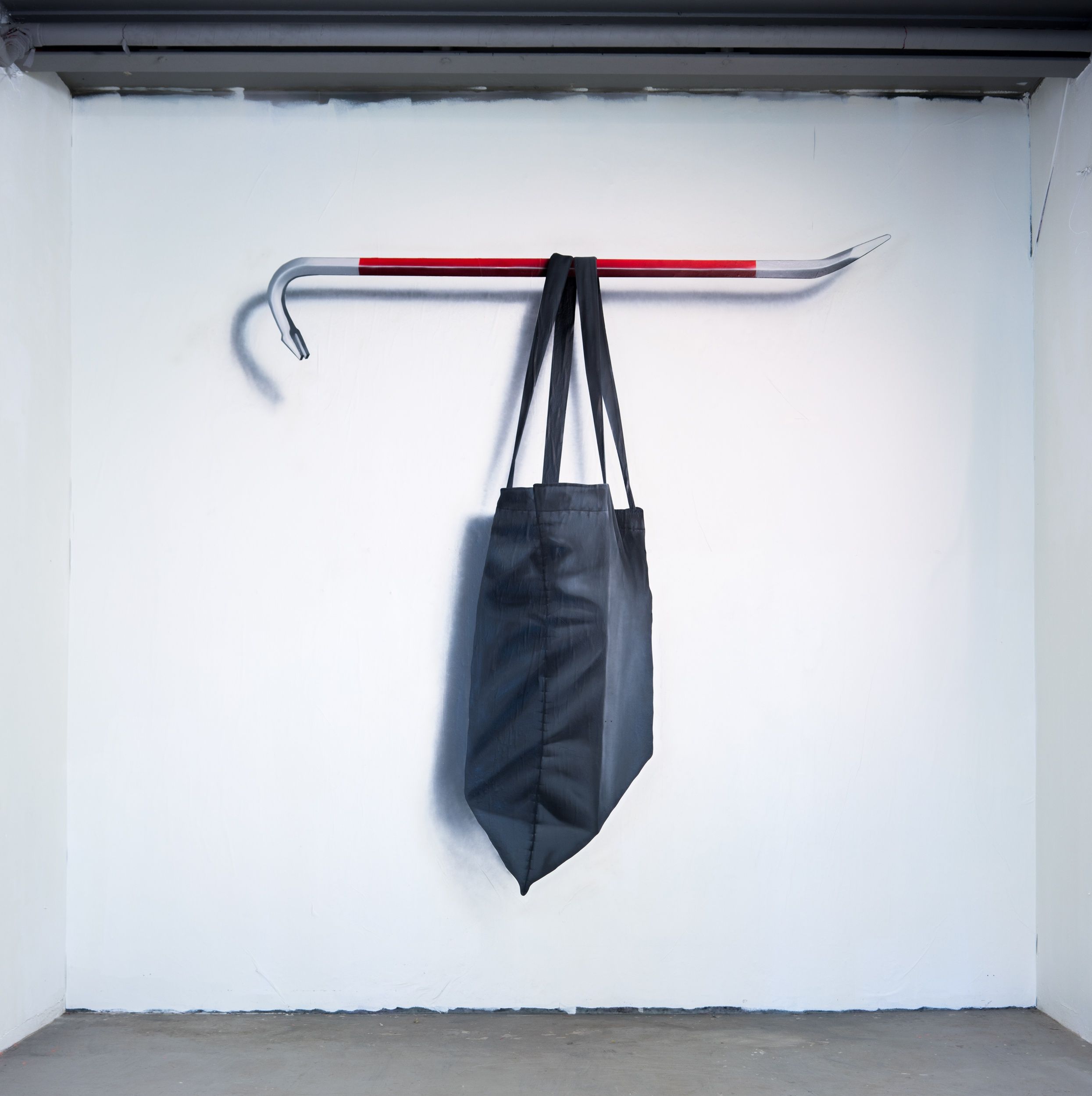Black Bag x Crawbar