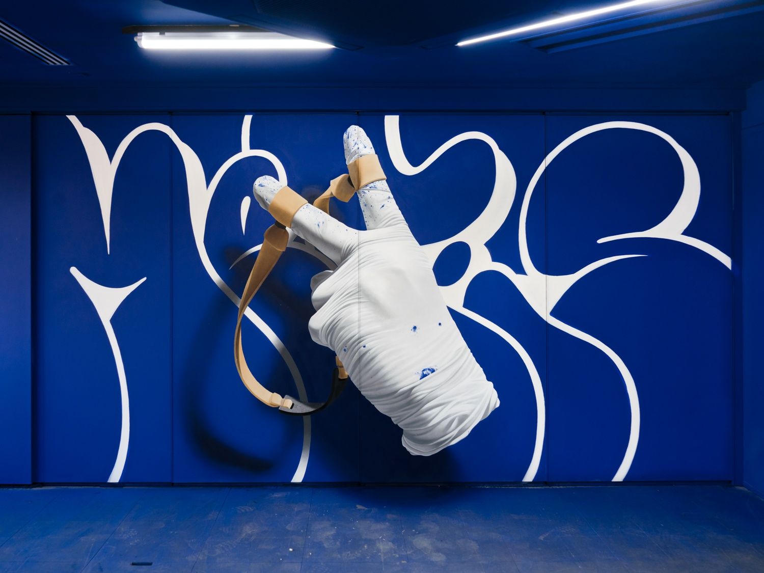 Glove x Slingshot I