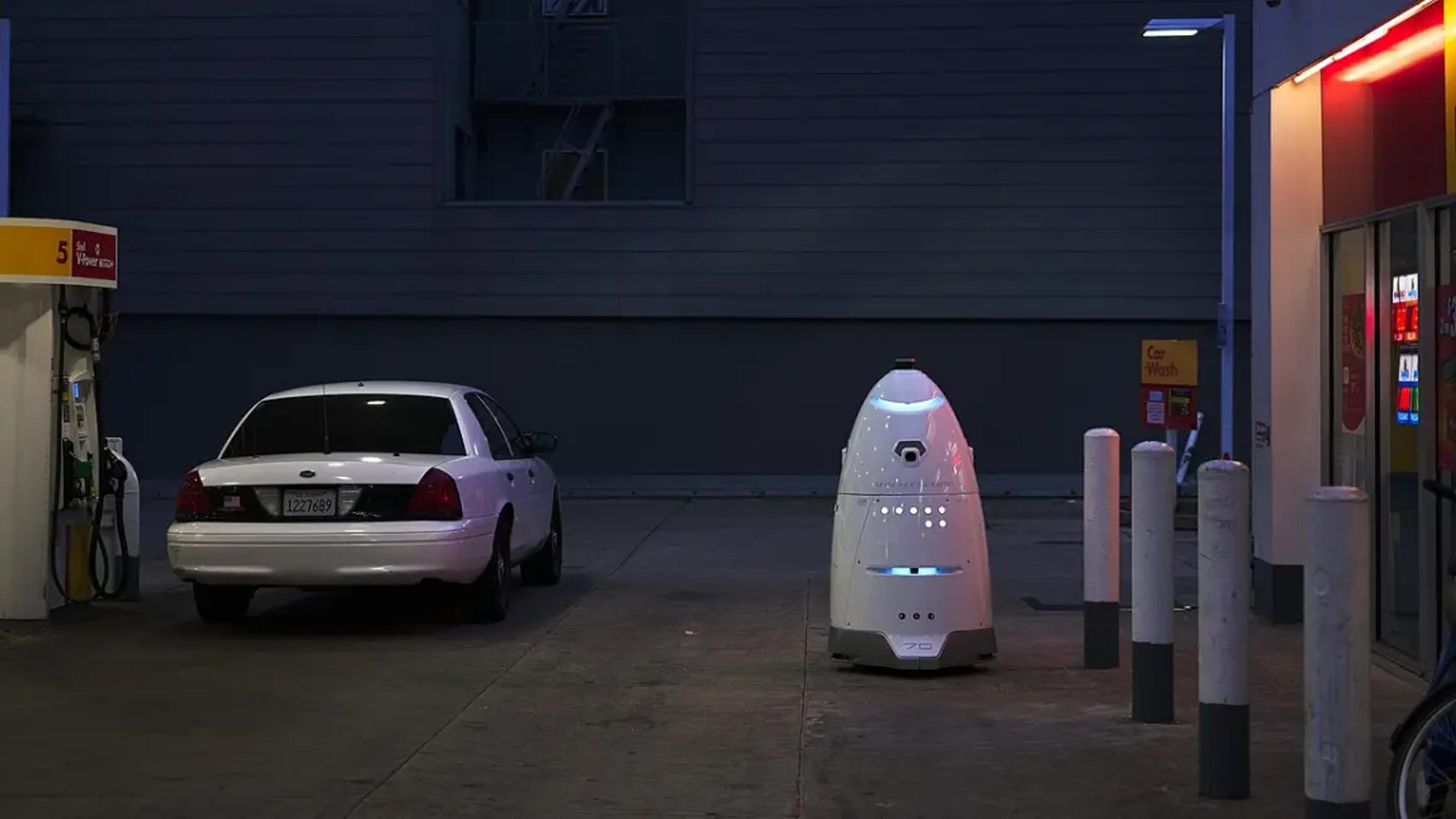 Unitree Go2 vs. Boston Dynamics Spot