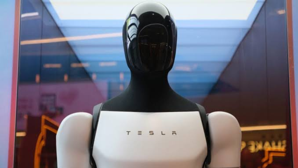 Tesla's Robot Could Be the Biggest Product Ever, But China Won't Make It Easy