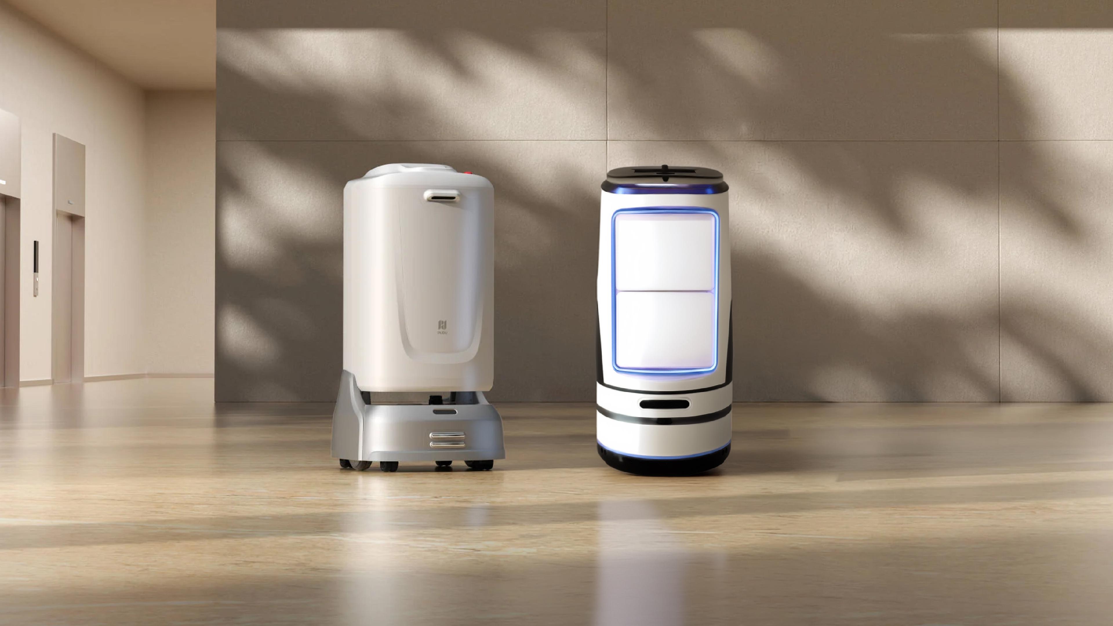 pudu-flashbot-max-vs-padbot-w2