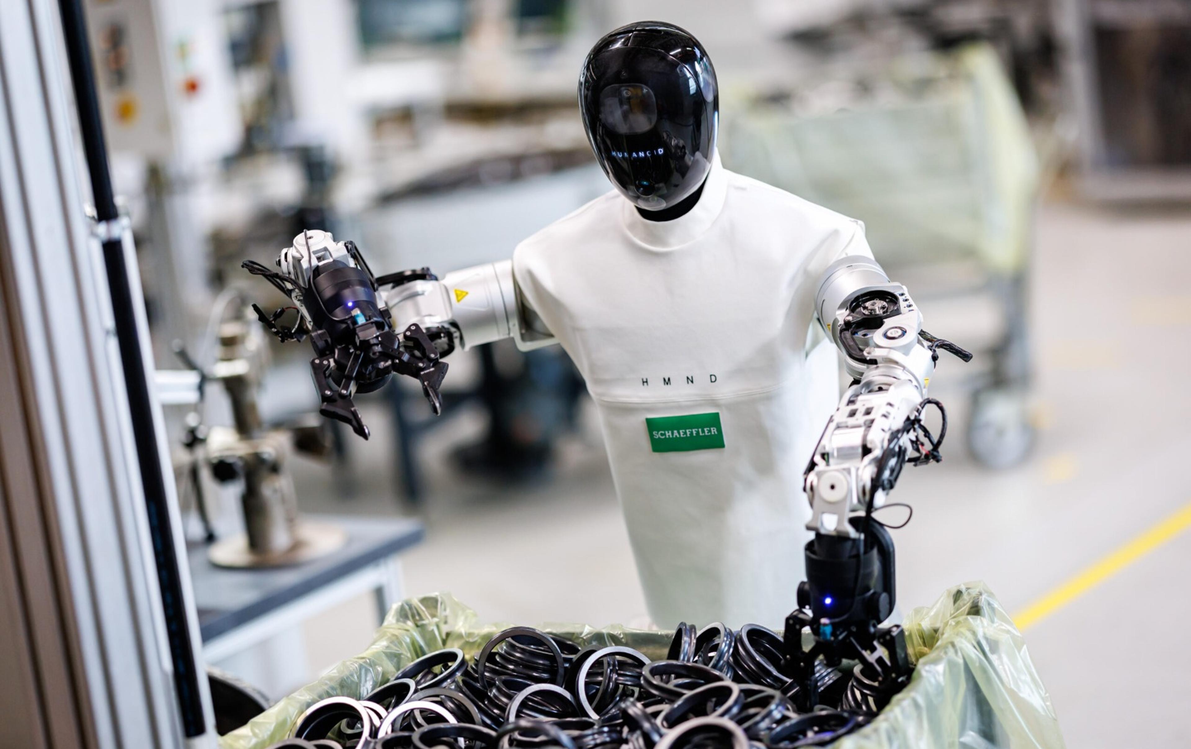 Photo: Humanoid
