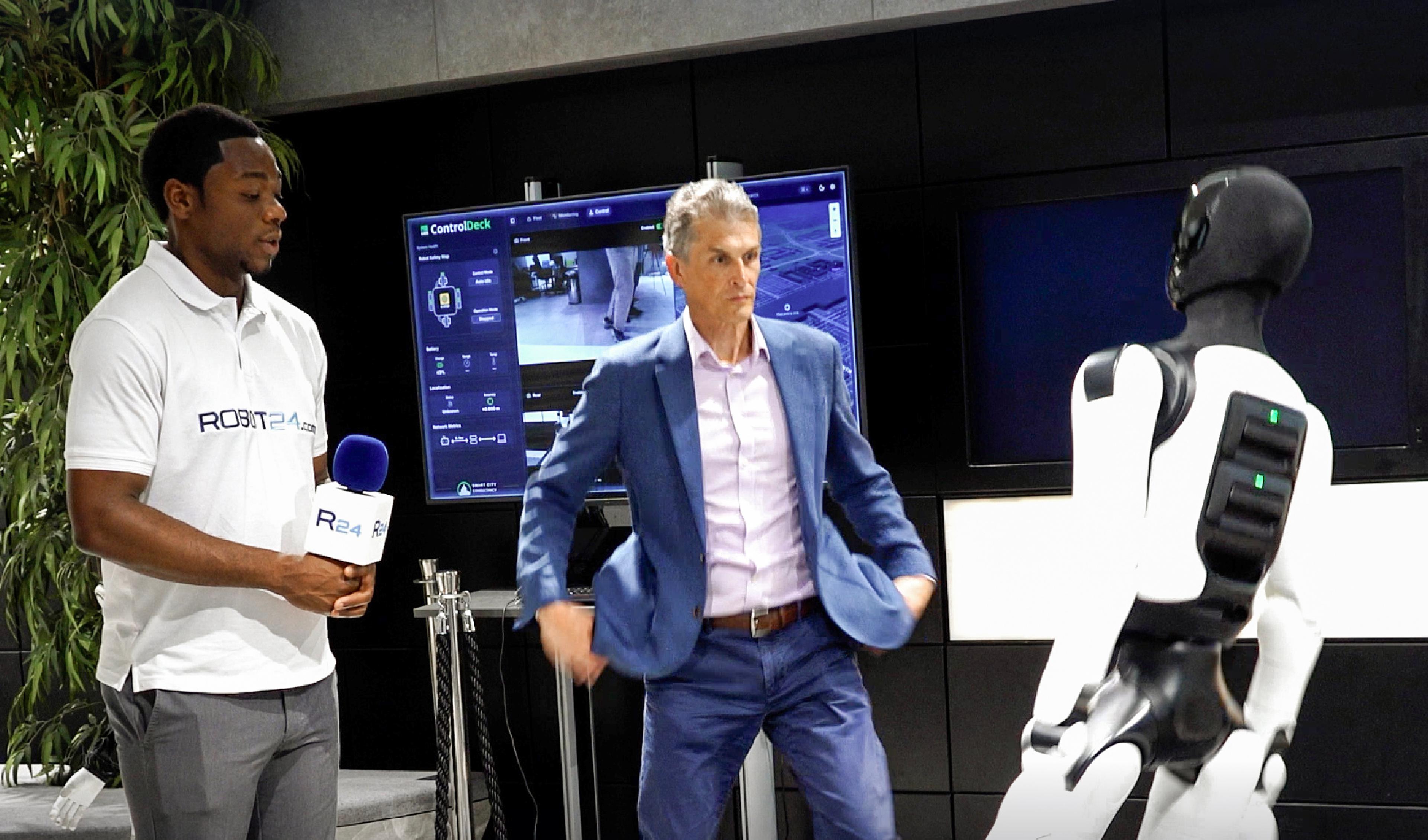 Agibot A2 Interviews with Playful Banter