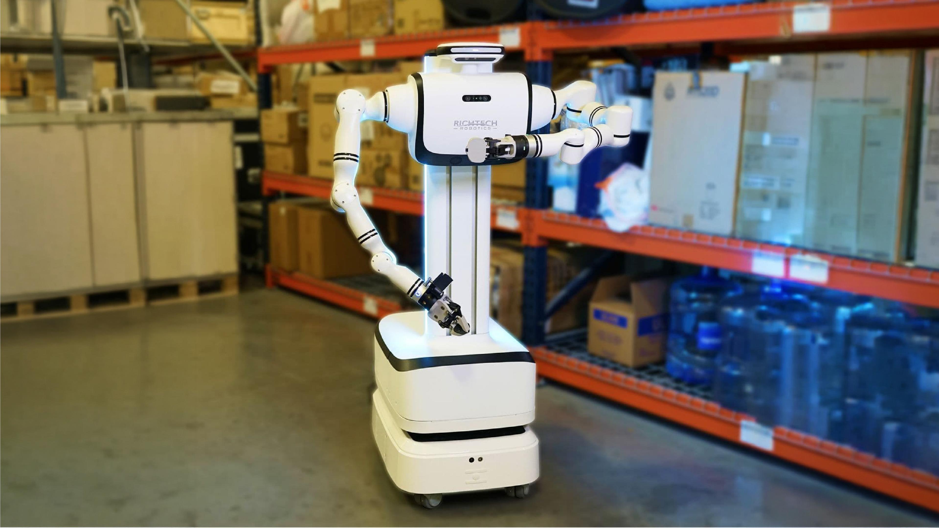 Richtech Robotics’ DEX humanoid and Titan 440 mobile robot shown together for the company’s IMTS 2026 demonstration.