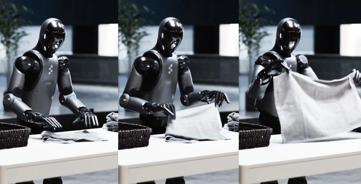 Kingston Robot Folding Clothes