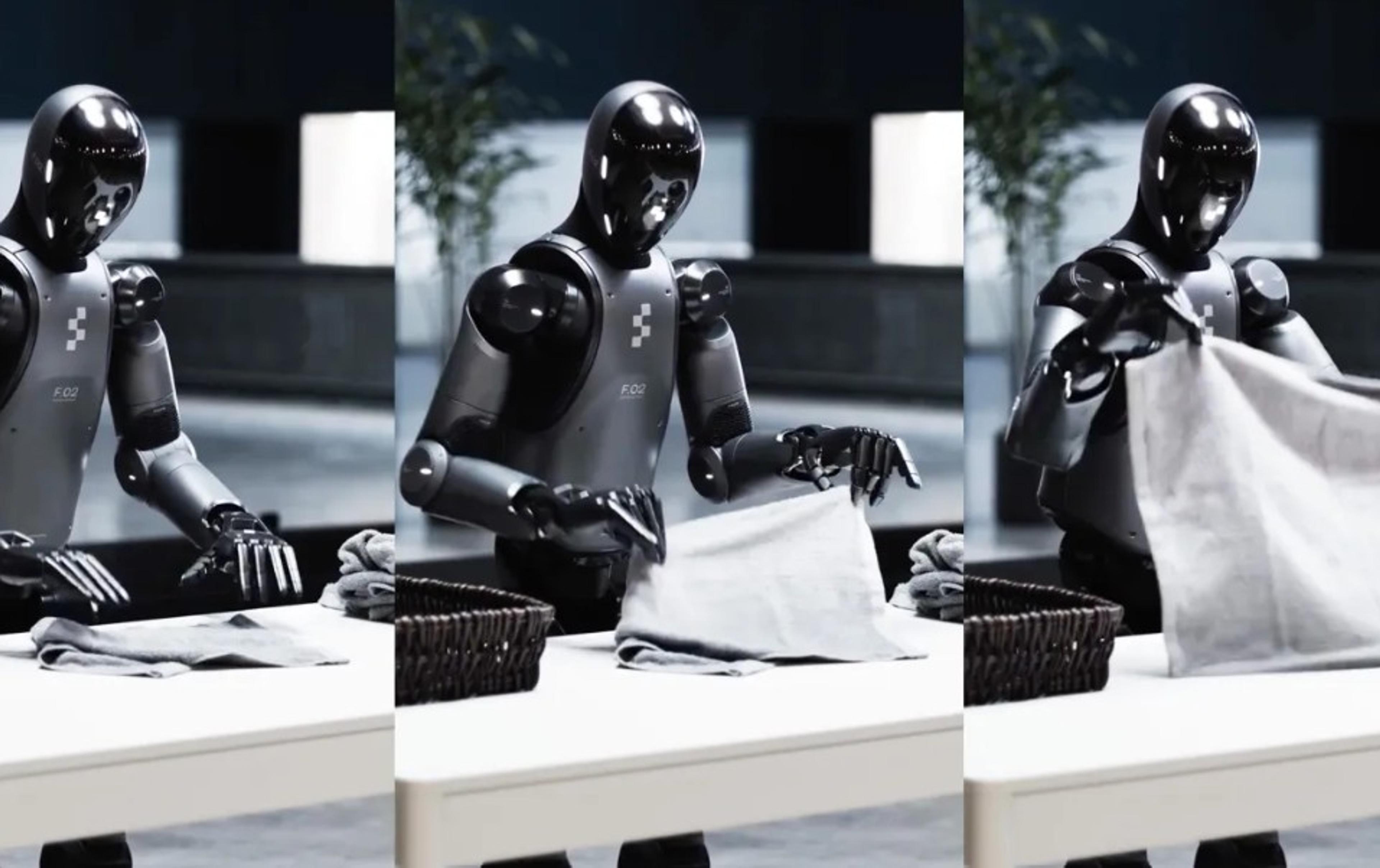 Kingston Robot Folding Clothes