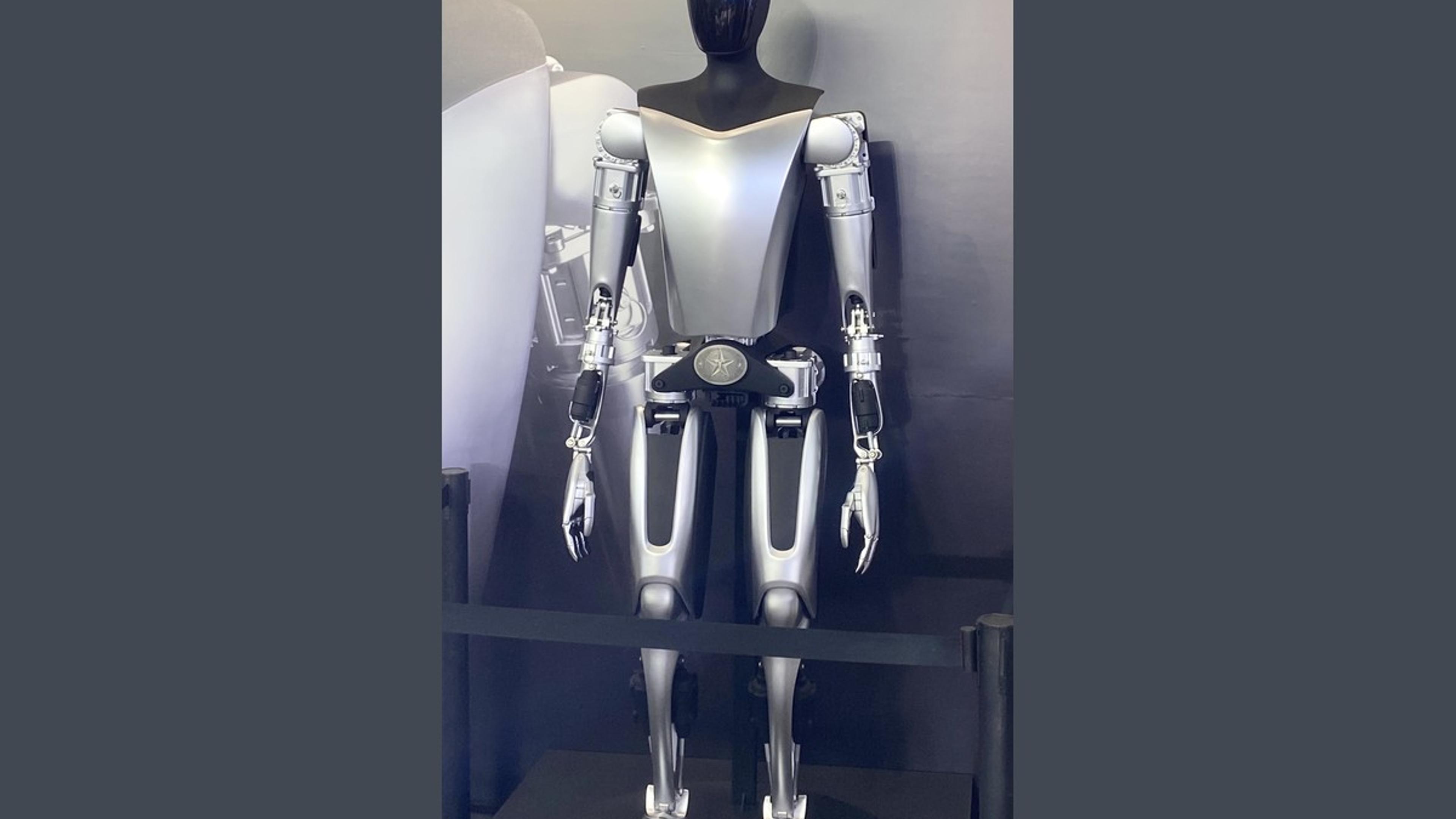 Tesla Optimus humanoid robot