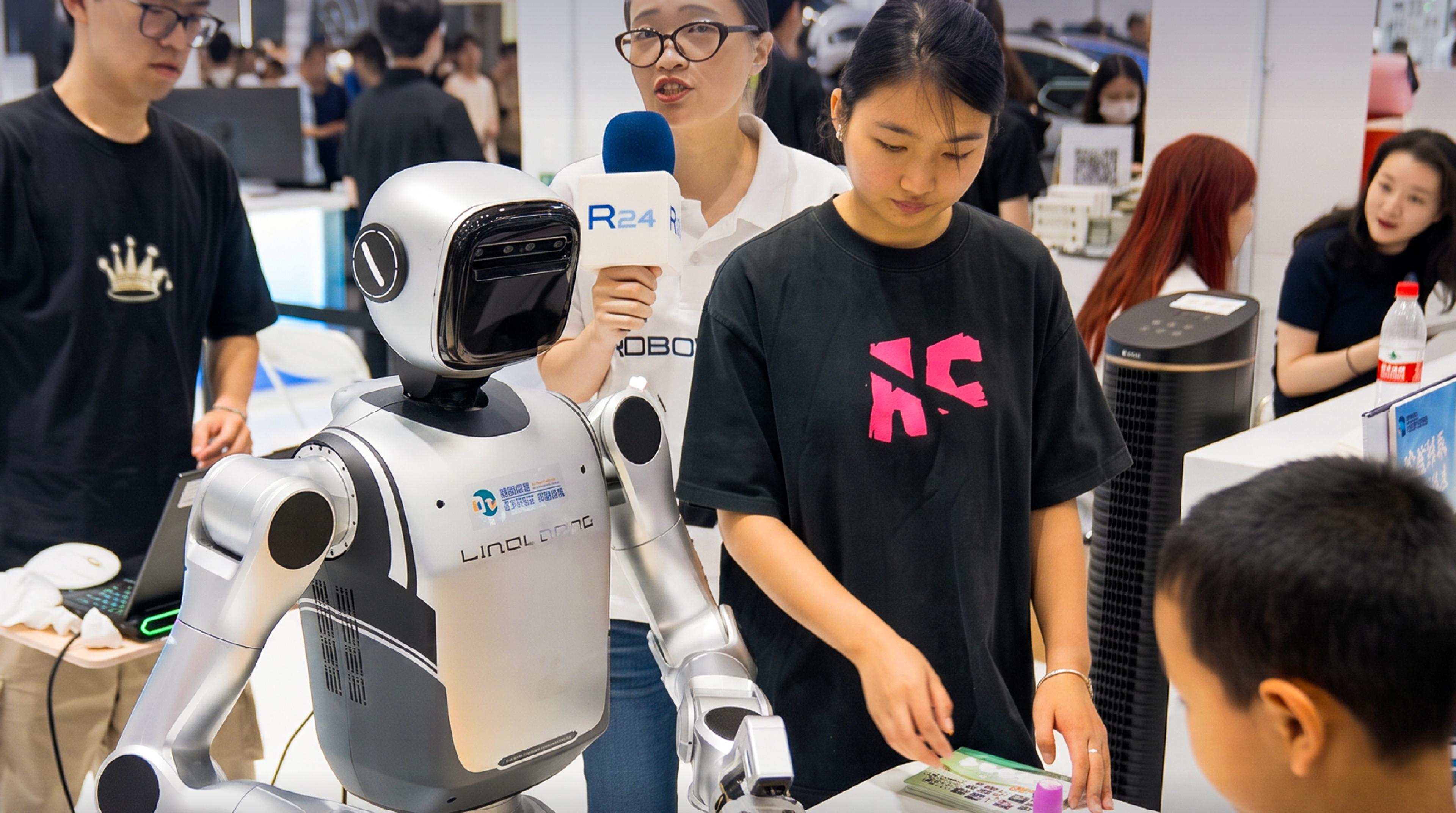 Meet The New Household Helper Robot