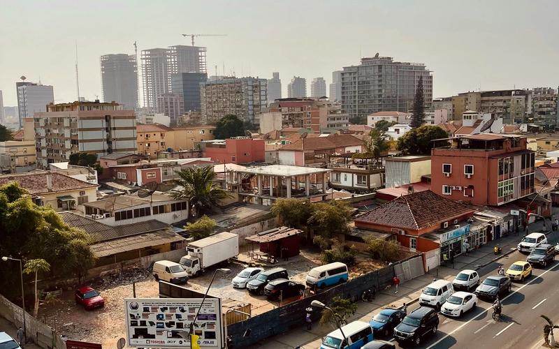 Luanda street scene i Angola