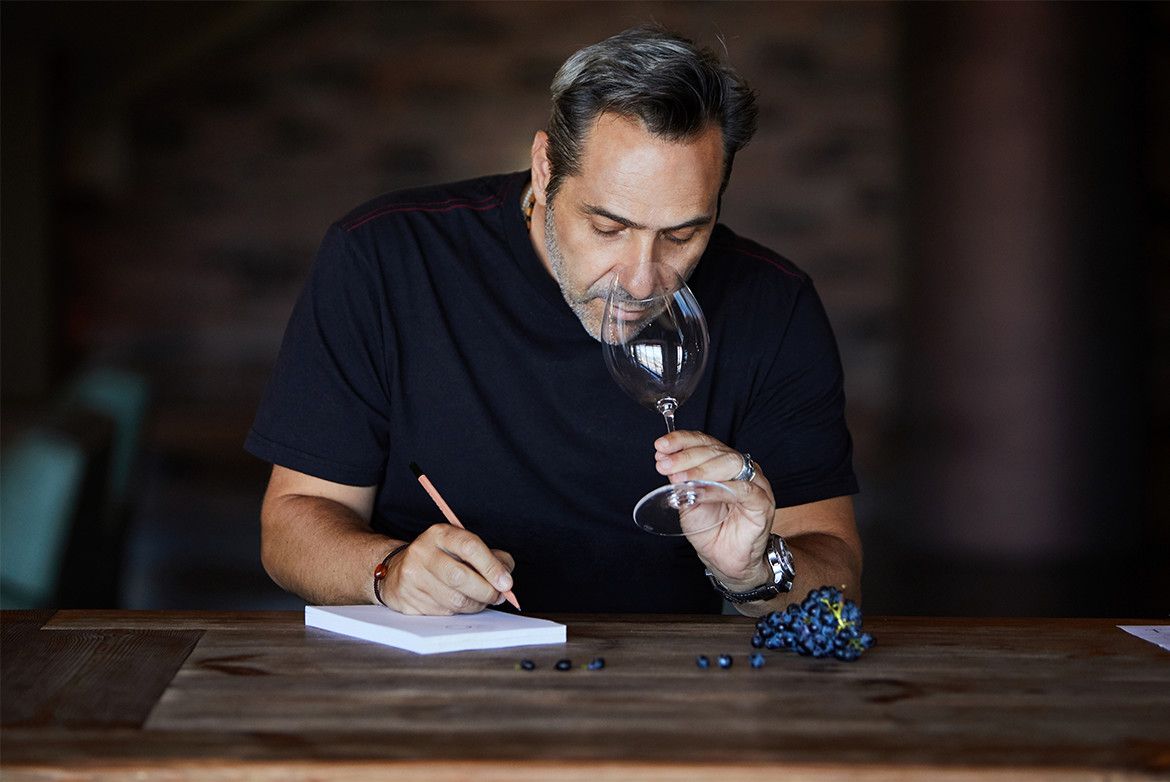 Yiannis Karakasis MW celebrates Greek wines in his new report 