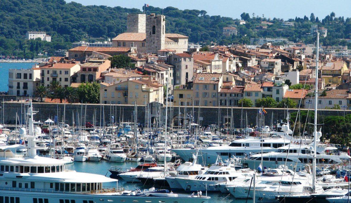 How Onshore Cellars keeps super yachts supplied with wine