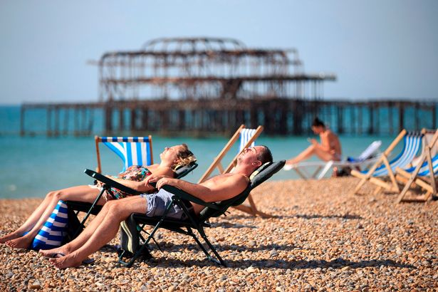Consumers carry on spending as industry fears worse from Brexit