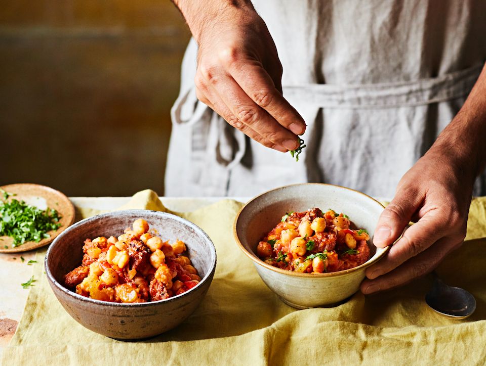 Raul Diaz’s recipes: Garnacha with chickpeas & chorizo