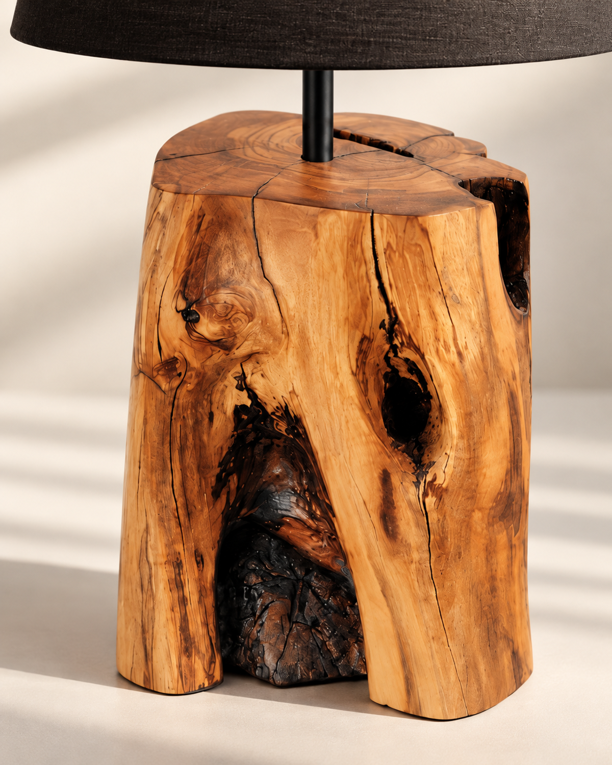 Detalle madera con vetas oscuras