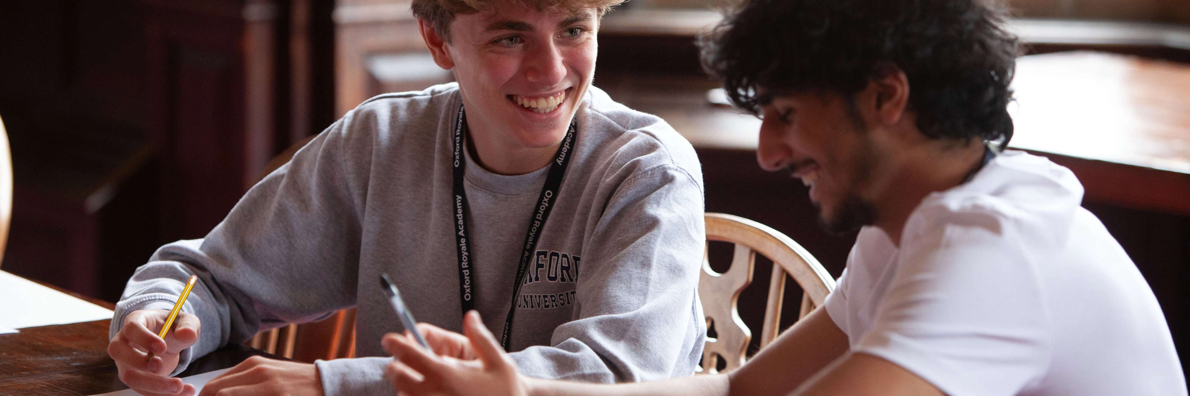 Oxford Royale Business Students studying