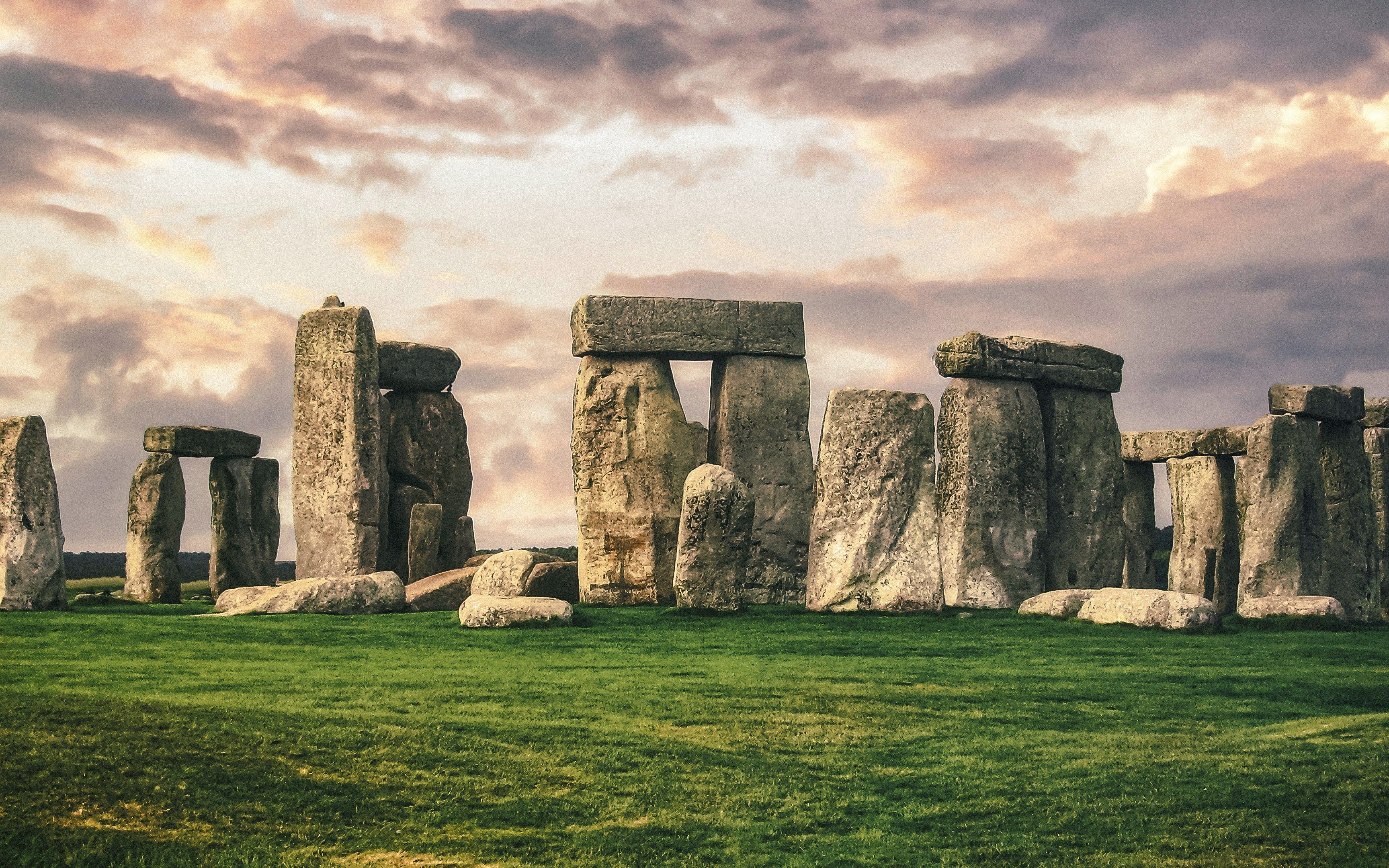 The 10 Wonders of Ancient Britain