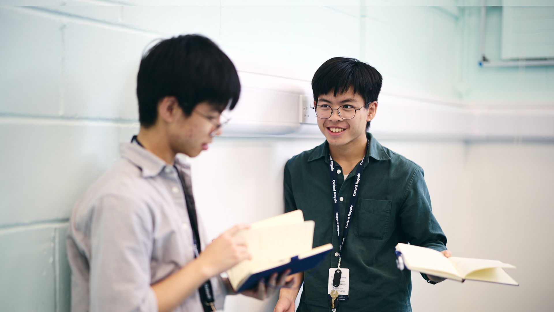 Oxford Royale students doing research in a lab