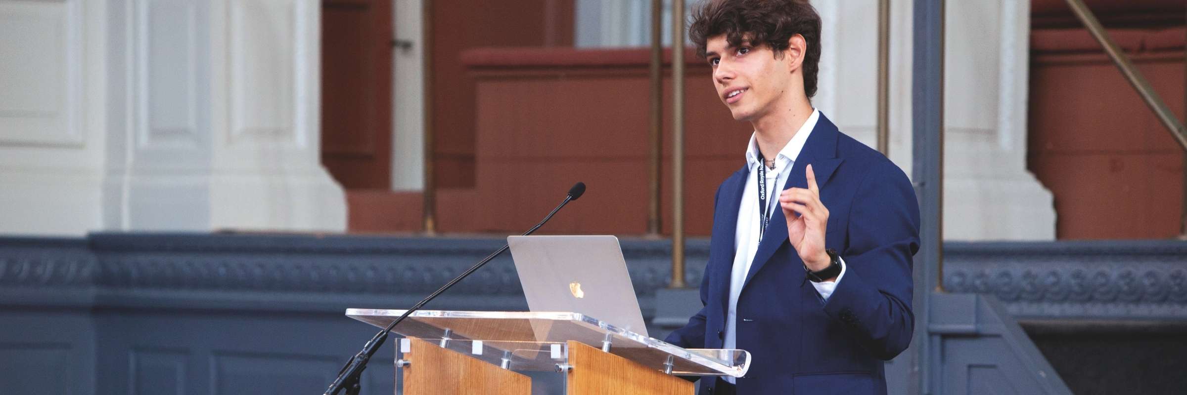 Oxford Royale Business Student