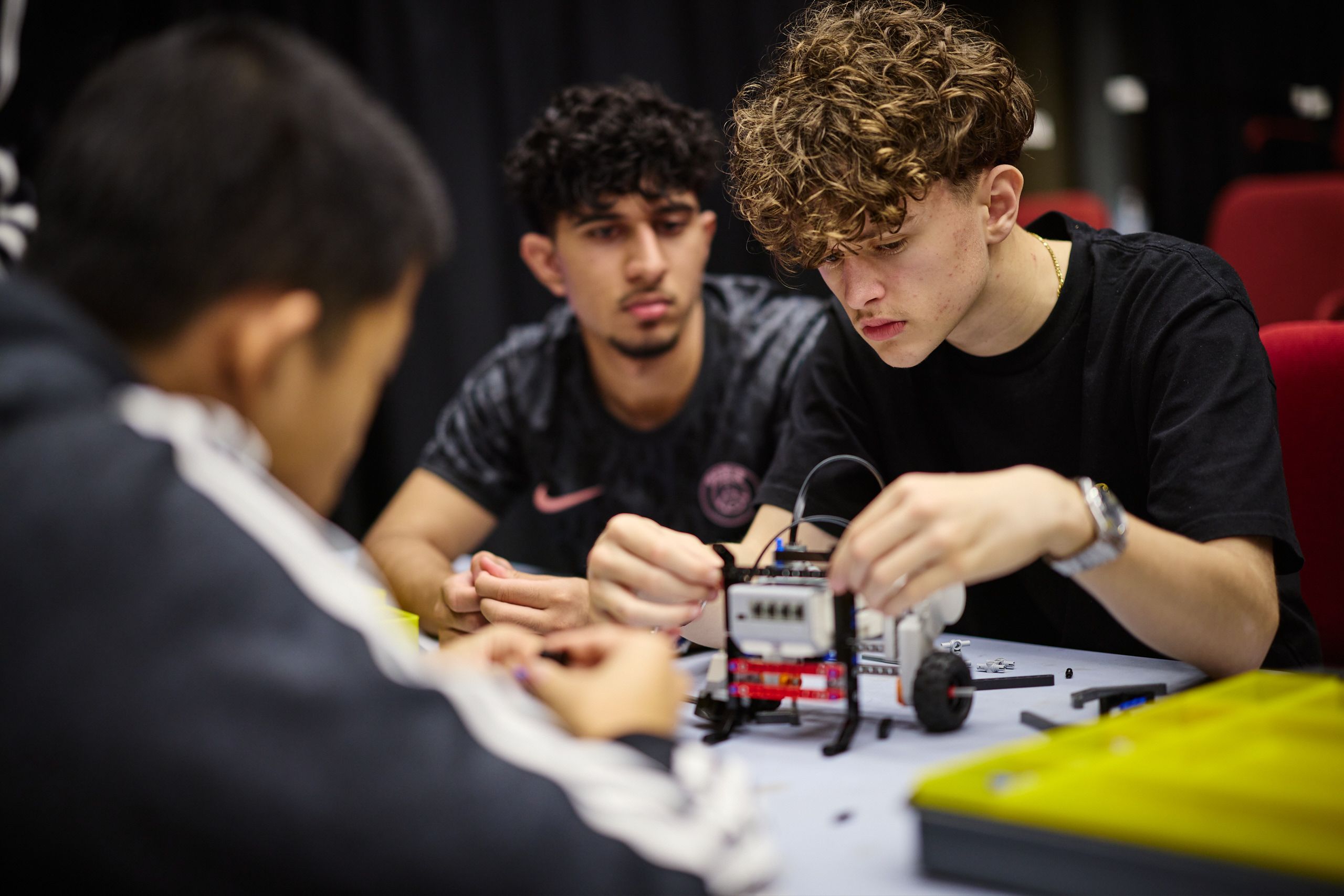 Oxford Royale Engineering students