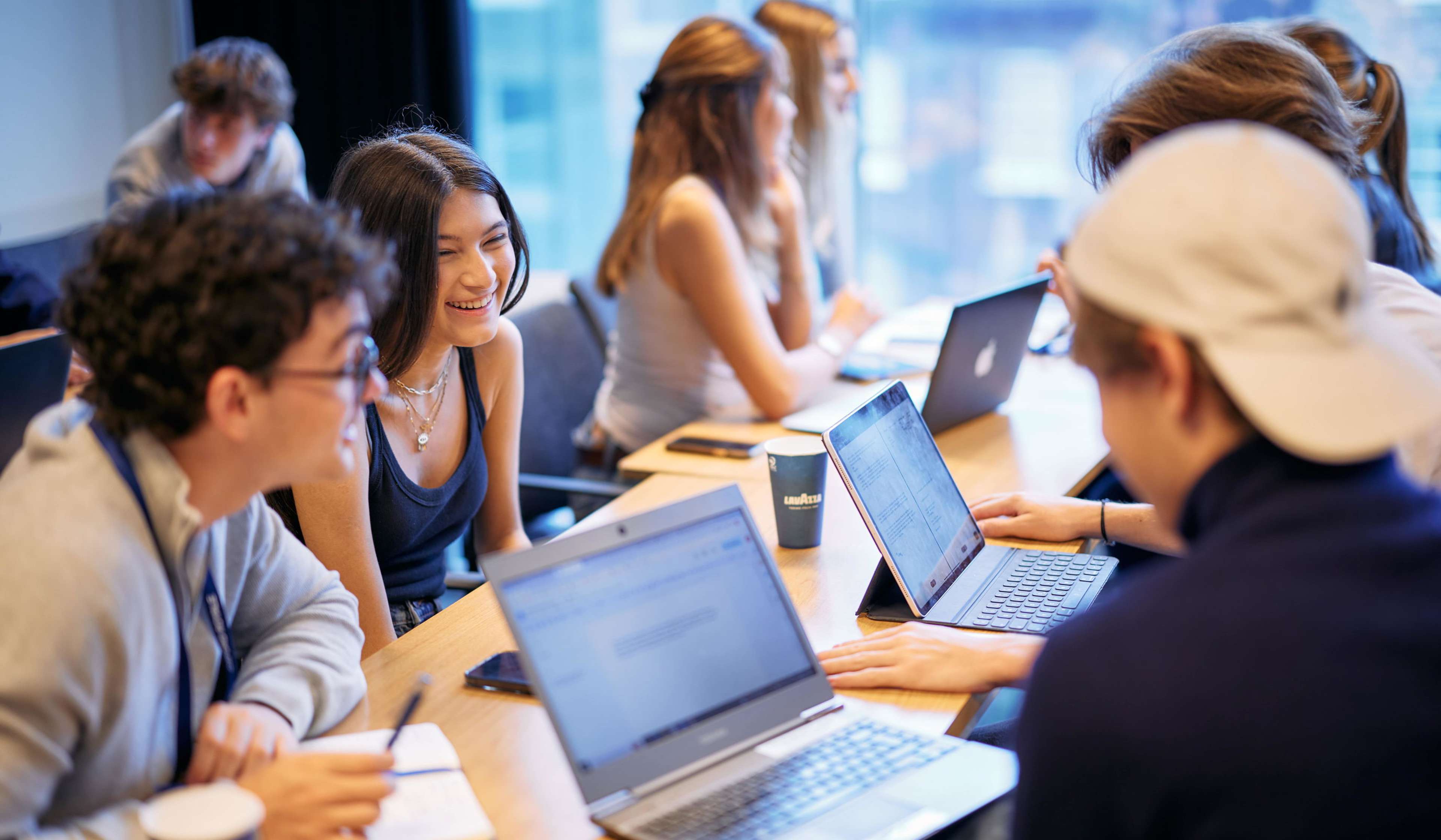 5 benefits of attending a Summer School: A parent’s guide