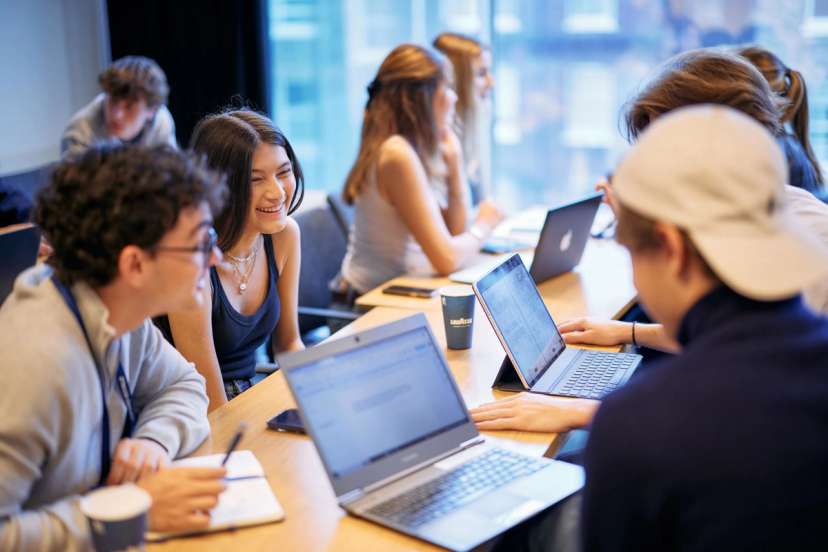 5 benefits of attending a Summer School: A parent’s guide