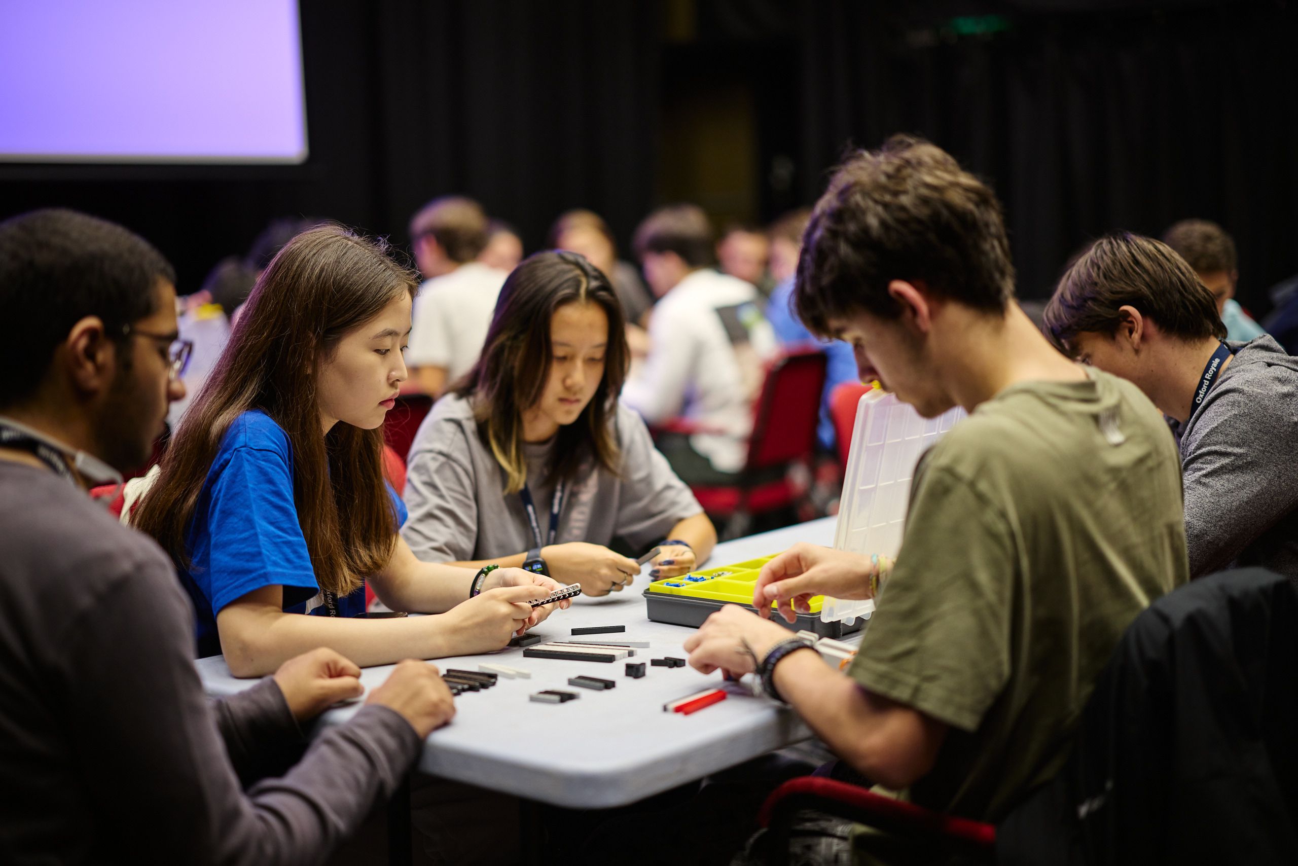 Oxford Royale students enjoying an engineering group project