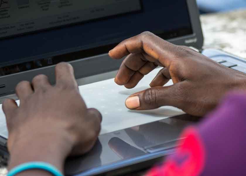 How to Write Good Letters and Emails: a Guide for Those Who are New to the English Language