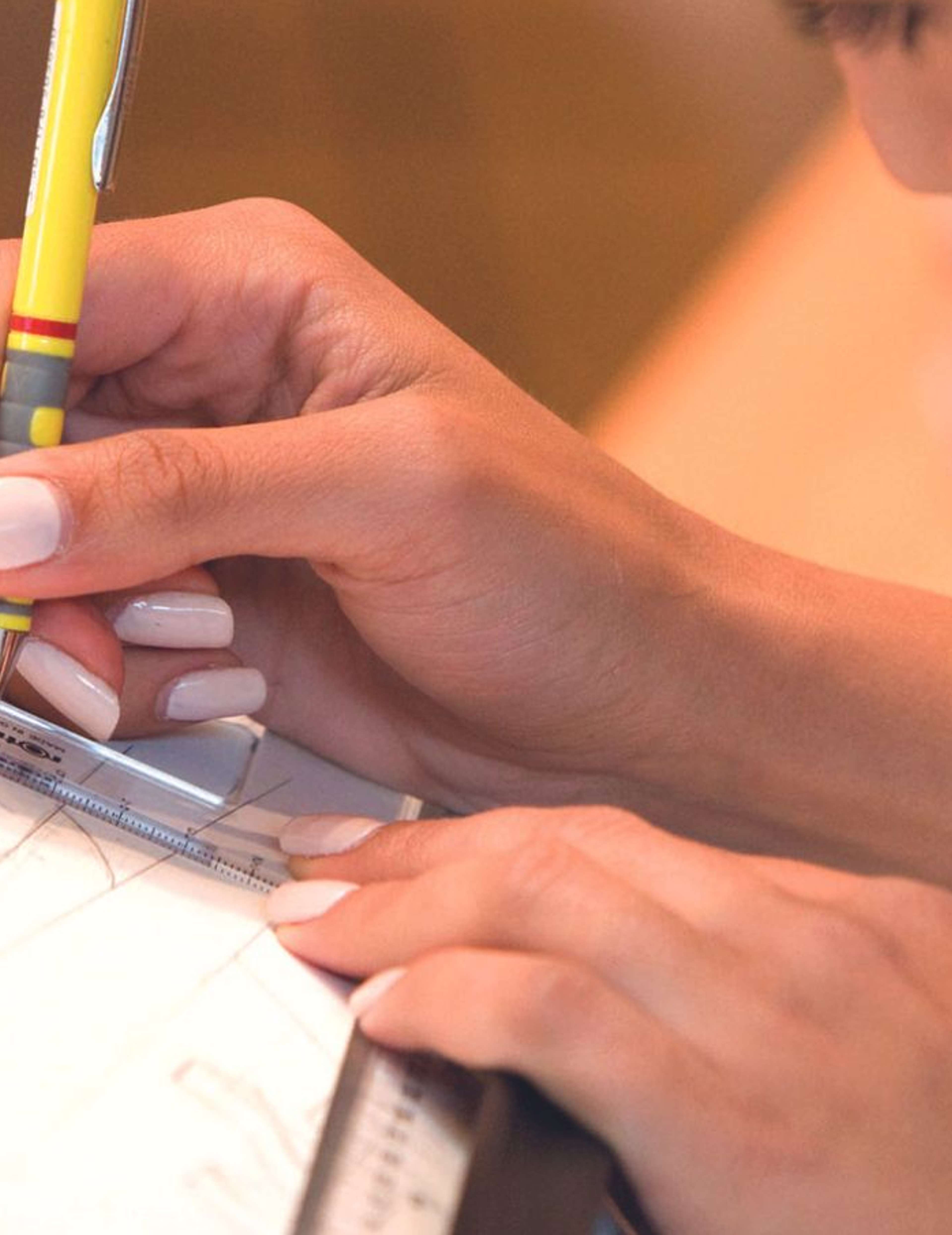 Oxford Royale Architecture students in a practical lesson