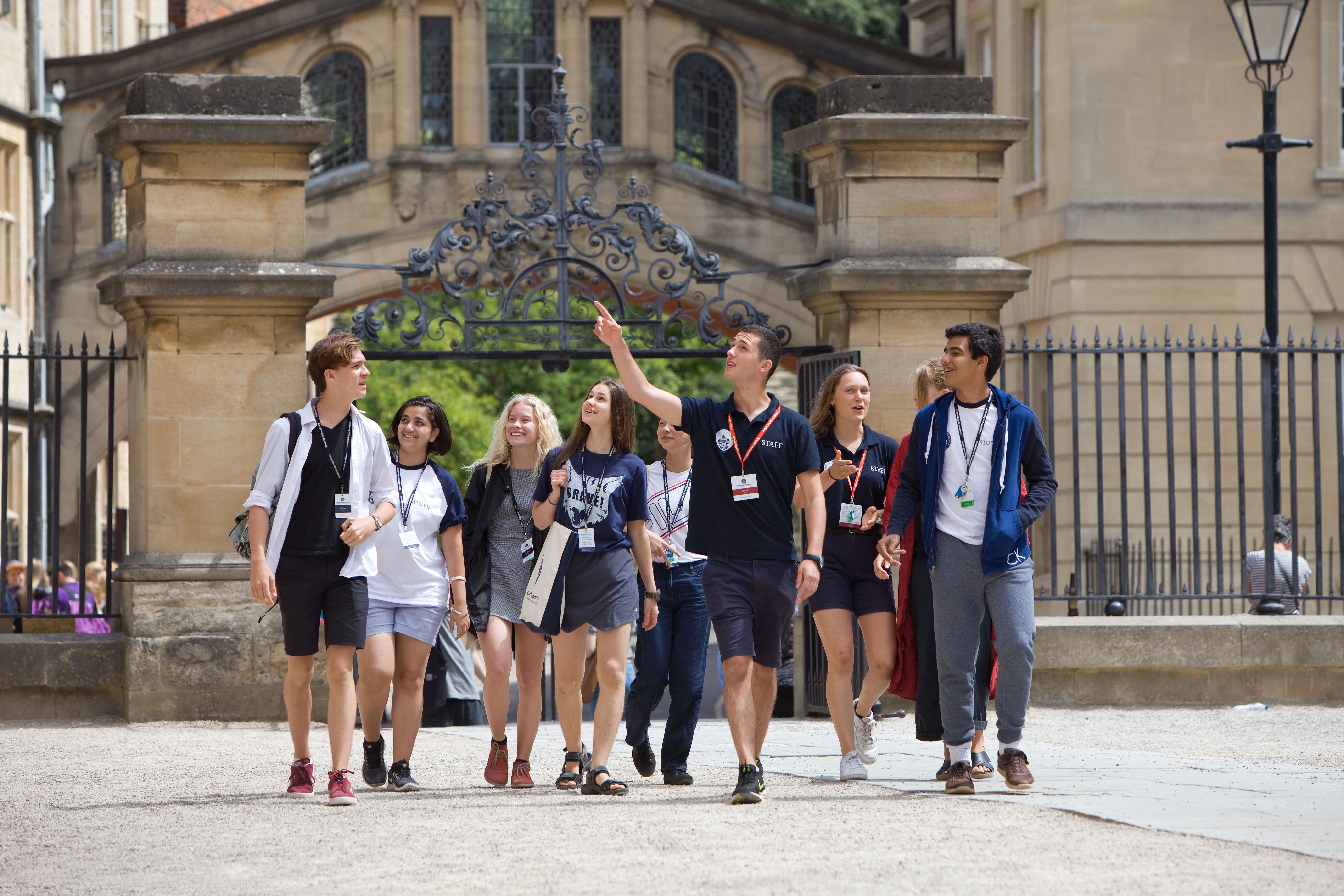 ORA Staff taking students on a walking tour in Oxford