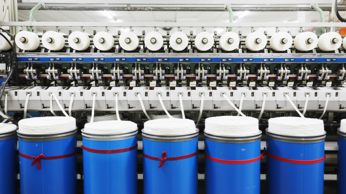 Cover image for Perbedaan Carded, Combed, dan Compact Ring Yarn dalam Sistem Pemintalan Ring Spinning