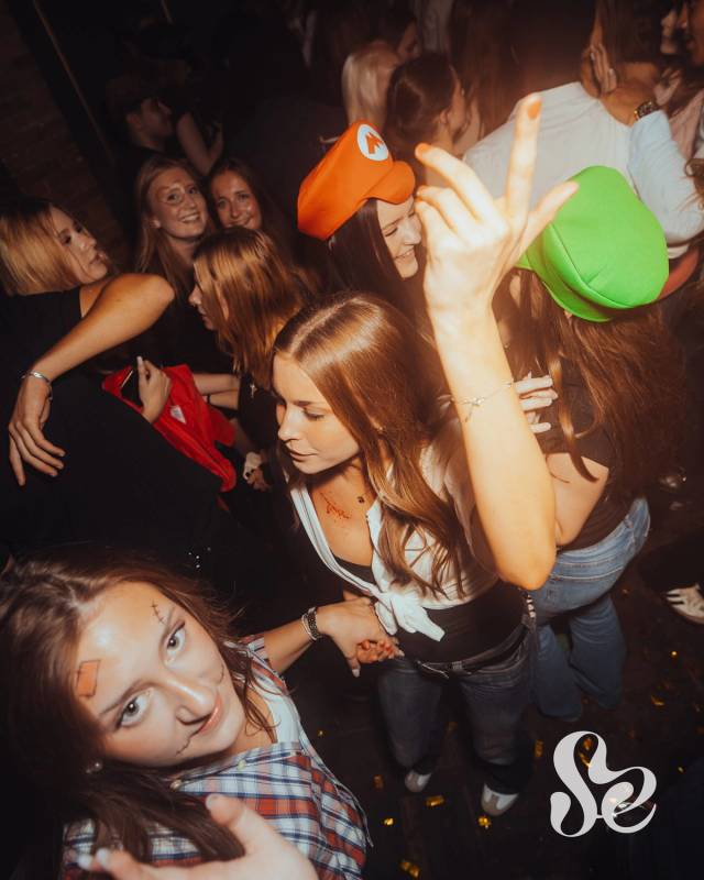Halloween 2026 på Excet, Lerums Gymnasium, Schillerska gymnasiet, Ingrid Segerstedts gymnasium, Aranäsgymnasiet, Nösnäsgymnasiet, Öckerö gymnasieskola, Alströmergymnasiet, Göteborgsregionens Tekniska Gymnasium GTG, NTI Gymnasiet Kronhus, LBS Mediegymnasiet, Uddevalla Gymnasieskola Agneberg, Uddevalla Gymnasieskola Östrabo, Uddevalla Gymnasieskola Sinclair, bild 4 av 100