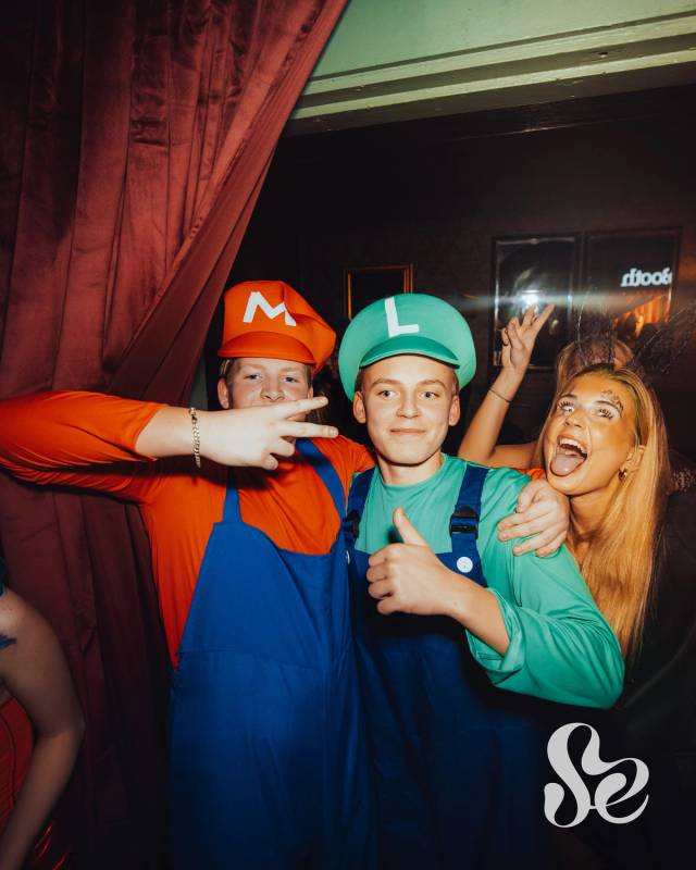Halloween 2026 på Excet, Lerums Gymnasium, Schillerska gymnasiet, Ingrid Segerstedts gymnasium, Aranäsgymnasiet, Nösnäsgymnasiet, Öckerö gymnasieskola, Alströmergymnasiet, Göteborgsregionens Tekniska Gymnasium GTG, NTI Gymnasiet Kronhus, LBS Mediegymnasiet, Uddevalla Gymnasieskola Agneberg, Uddevalla Gymnasieskola Östrabo, Uddevalla Gymnasieskola Sinclair, bild 13 av 100