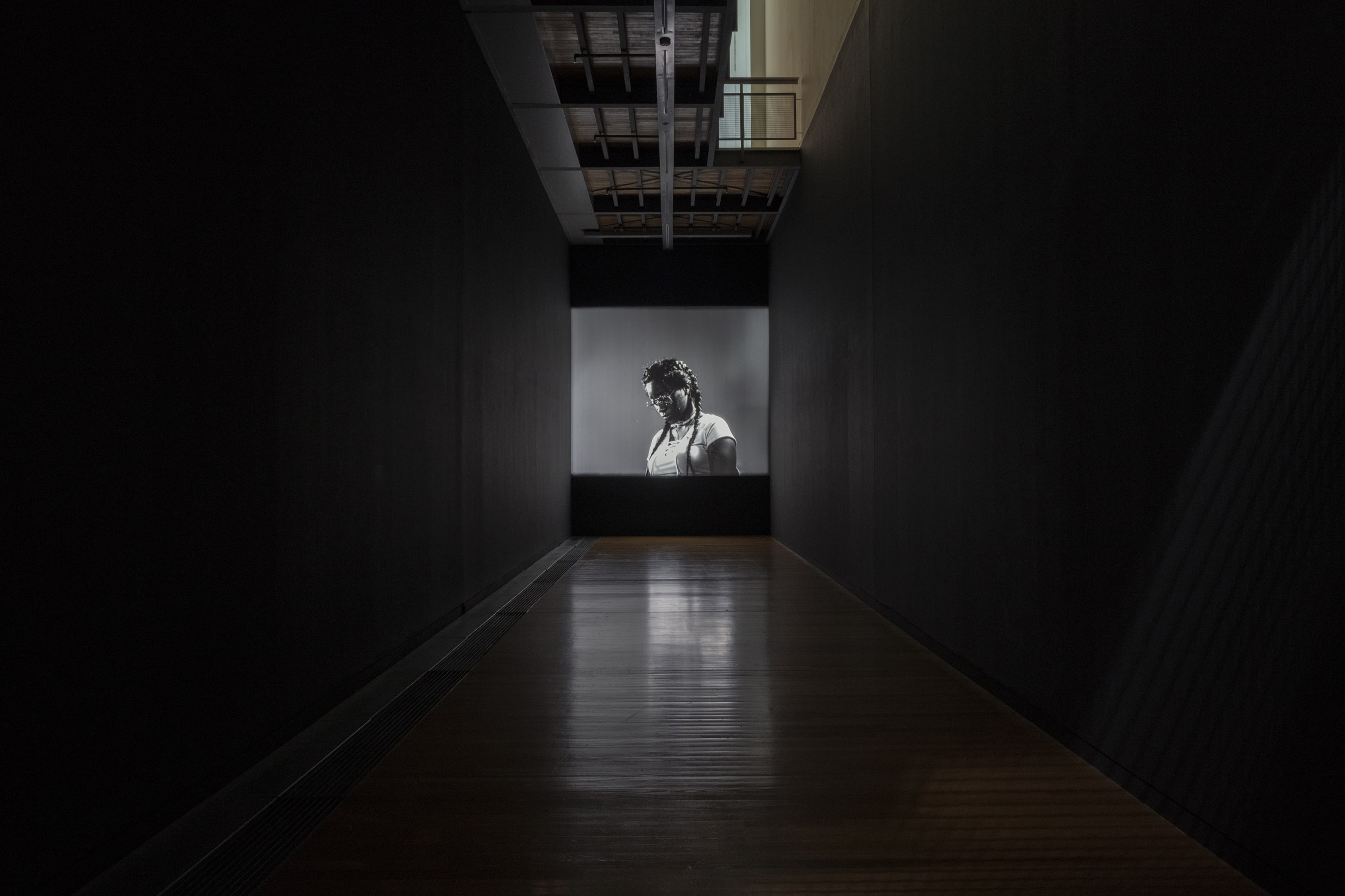 Luke Willis Thompson, Autoportrait, 2017, 35mm, b&w, silent. 9 minutes, 10 seconds @16 fps. Installation view at Adam Art Gallery Te Pātaka Toi, Victoria University of Wellington, 21 February – 15 April 2018