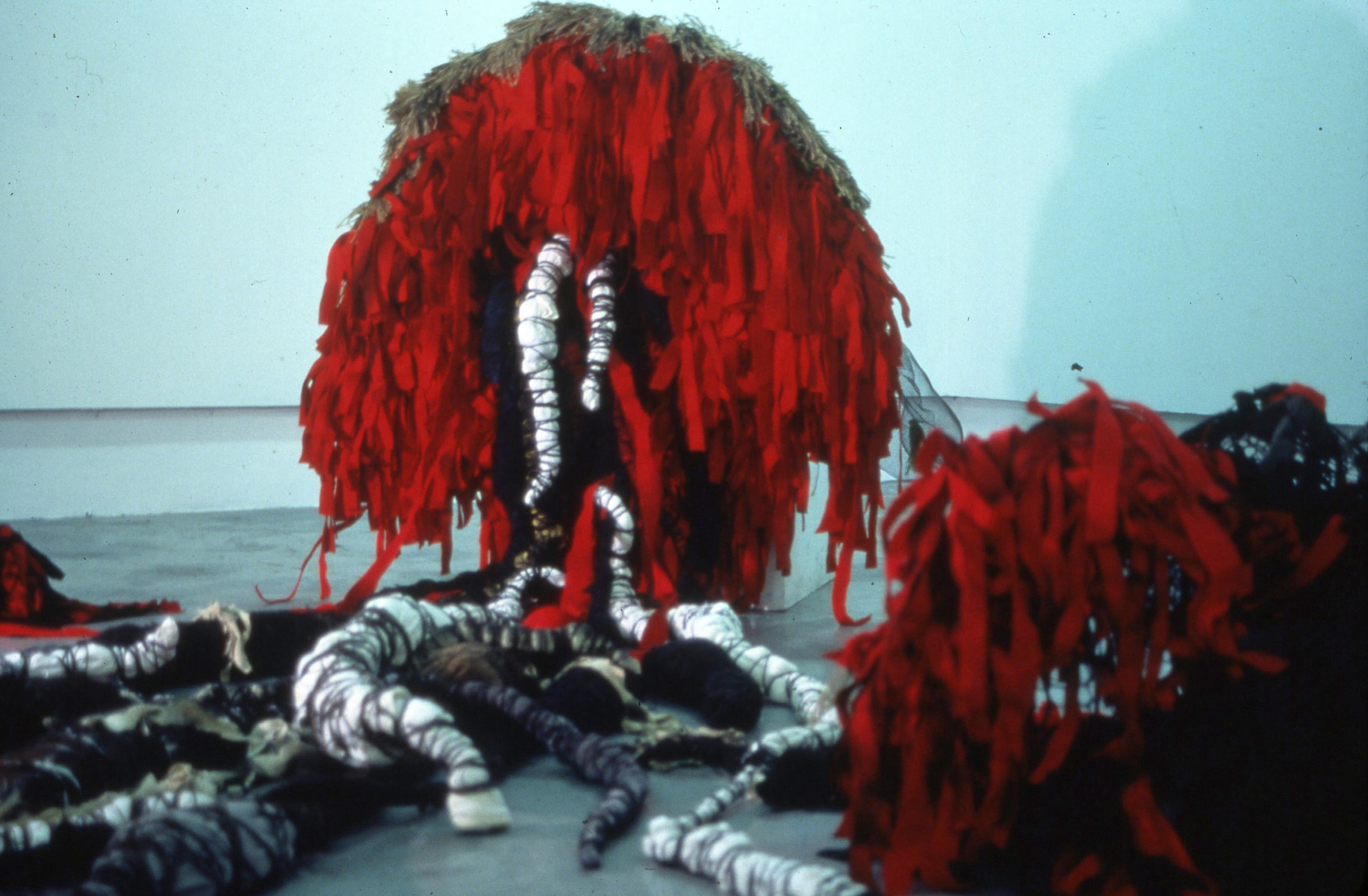 Lin Chun-Ju, Breaking Apart, 1995, plastic, wire netting, thread, cloth, black spray paint, 1200 x 5000 x 5000mm. Installation view, Face to Face: Contemporary Art from Taiwan, Adam Art Gallery Te Pātaka Toi, Victoria University of Wellington, 2000