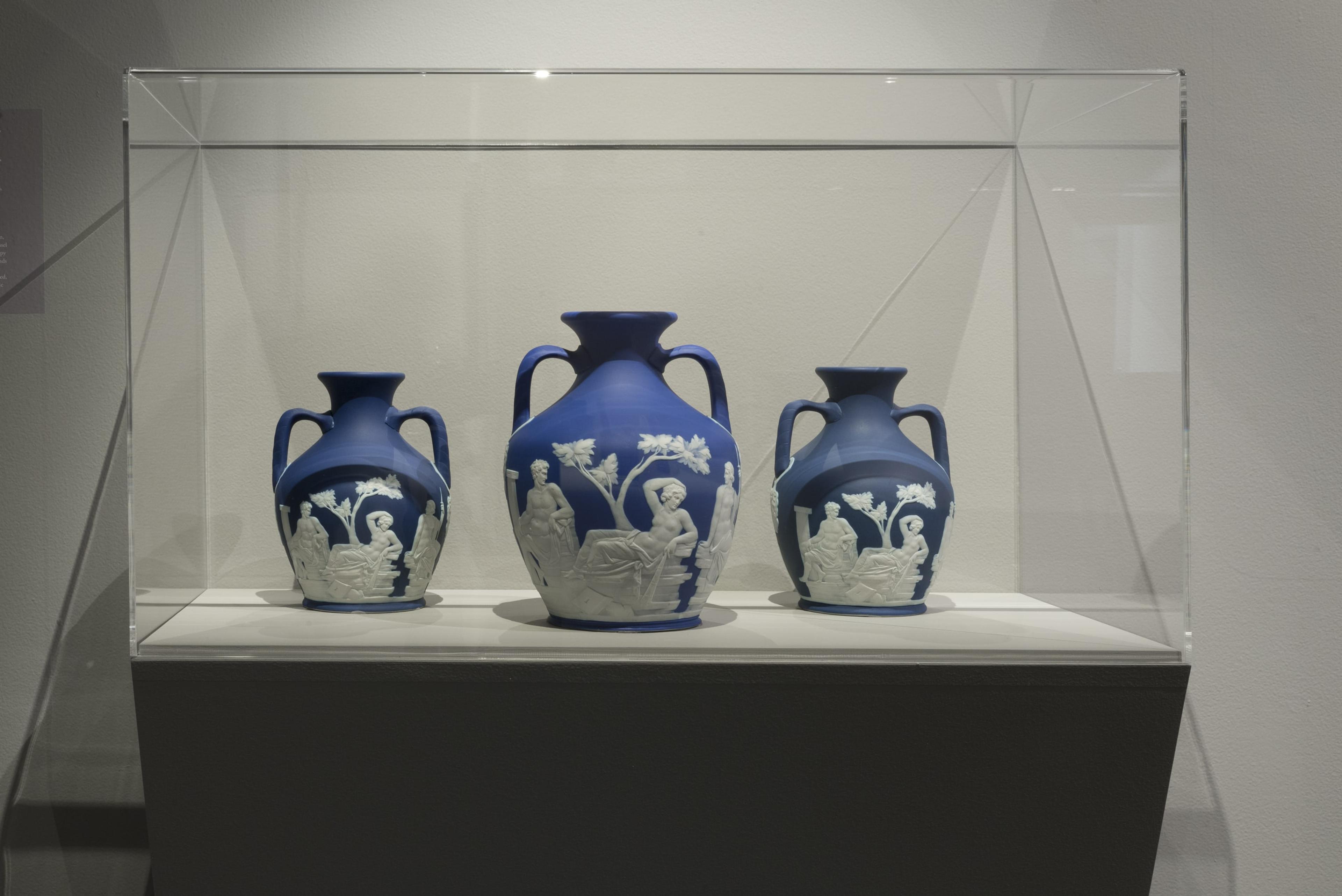 Josiah Wedgwood & sons (England), Copy of the Portland Vase, 19th century, white on blue jasper-ware ceramic, Museum of New Zealand Te Papa Tongarewa