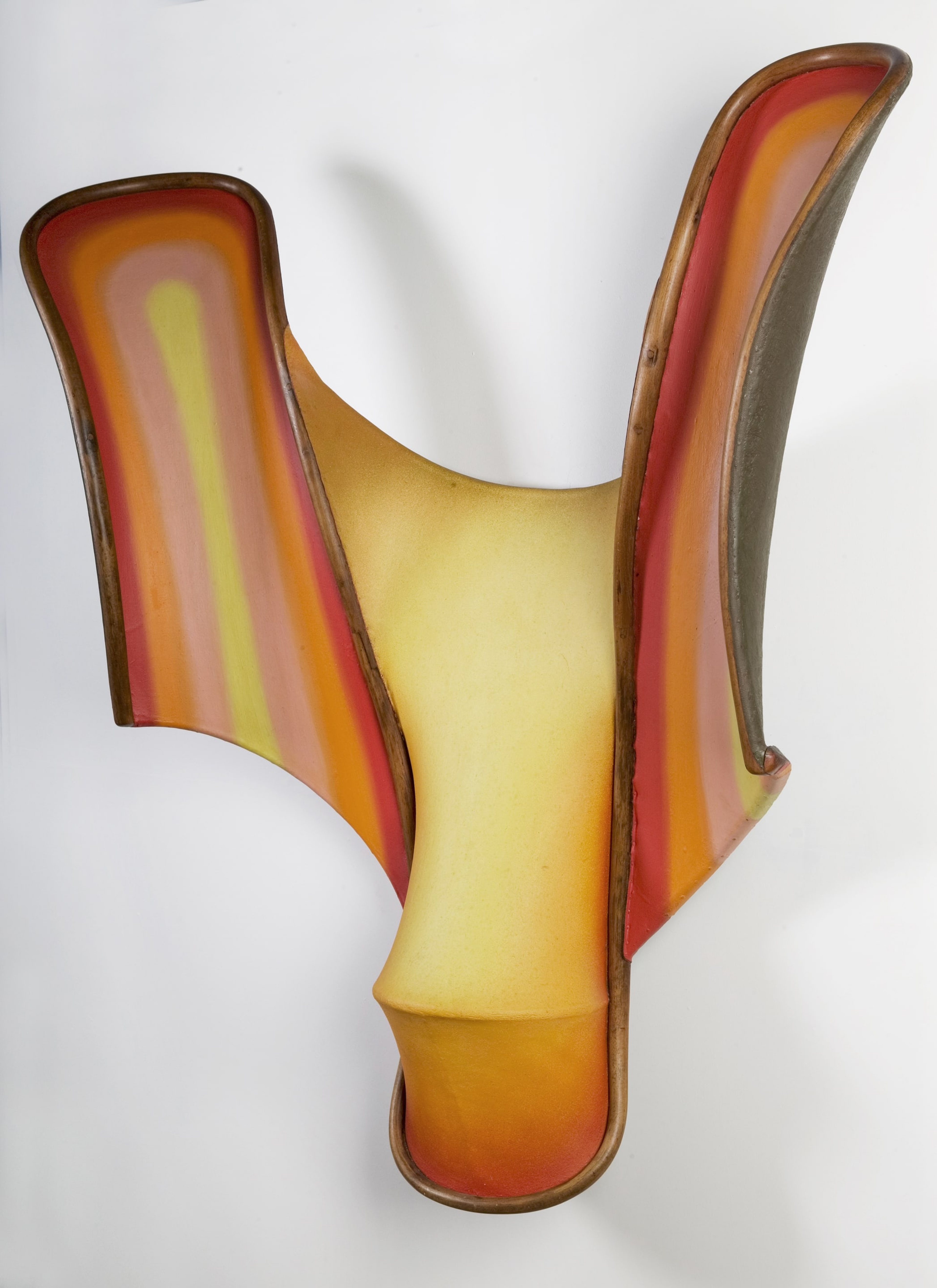 Edward Bullmore, Astroform Descending, 1967, painted canvas on fibreglass, wood, metal, Collection of Tauranga Art Gallery Toi Tauranga, Gift of Jacqueline Anne Bullmore, on view in Acting Out at Adam Art Gallery Te Pātaka Toi