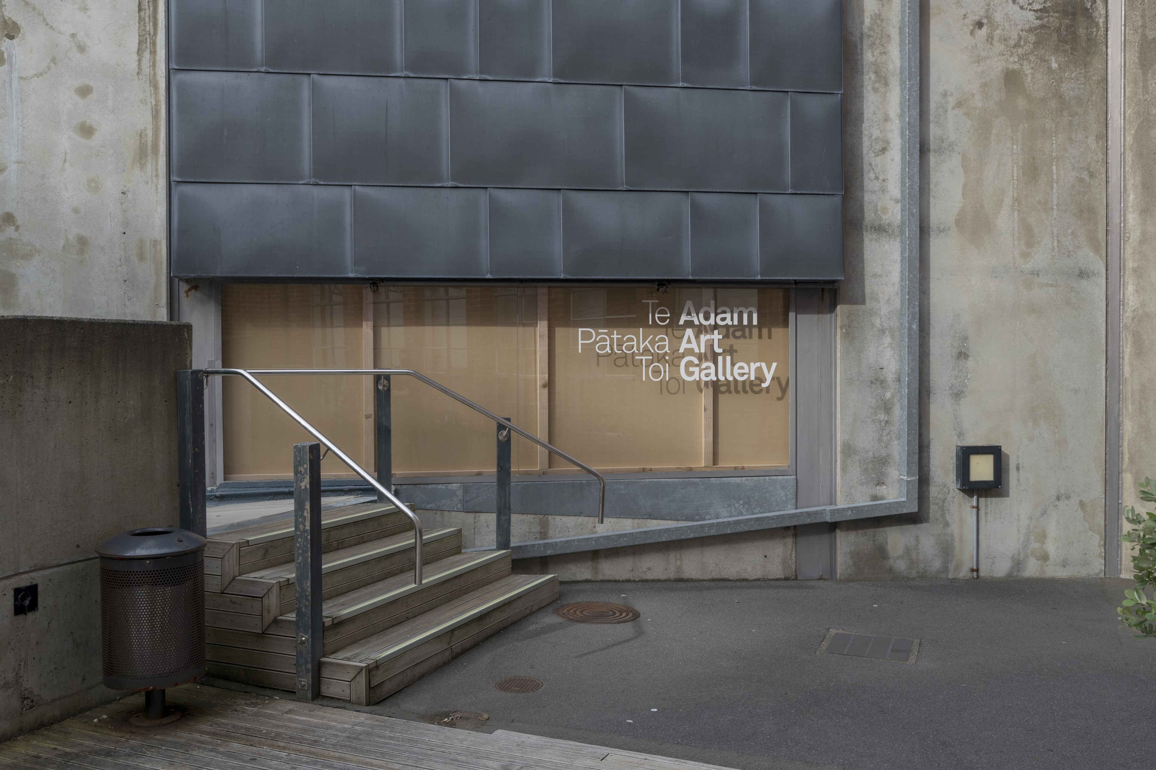 Installation view, Luke Willis Thompson, Adam Art Gallery Te Pātaka Toi, Victoria University of Wellington, 21 February – 15 April 2018