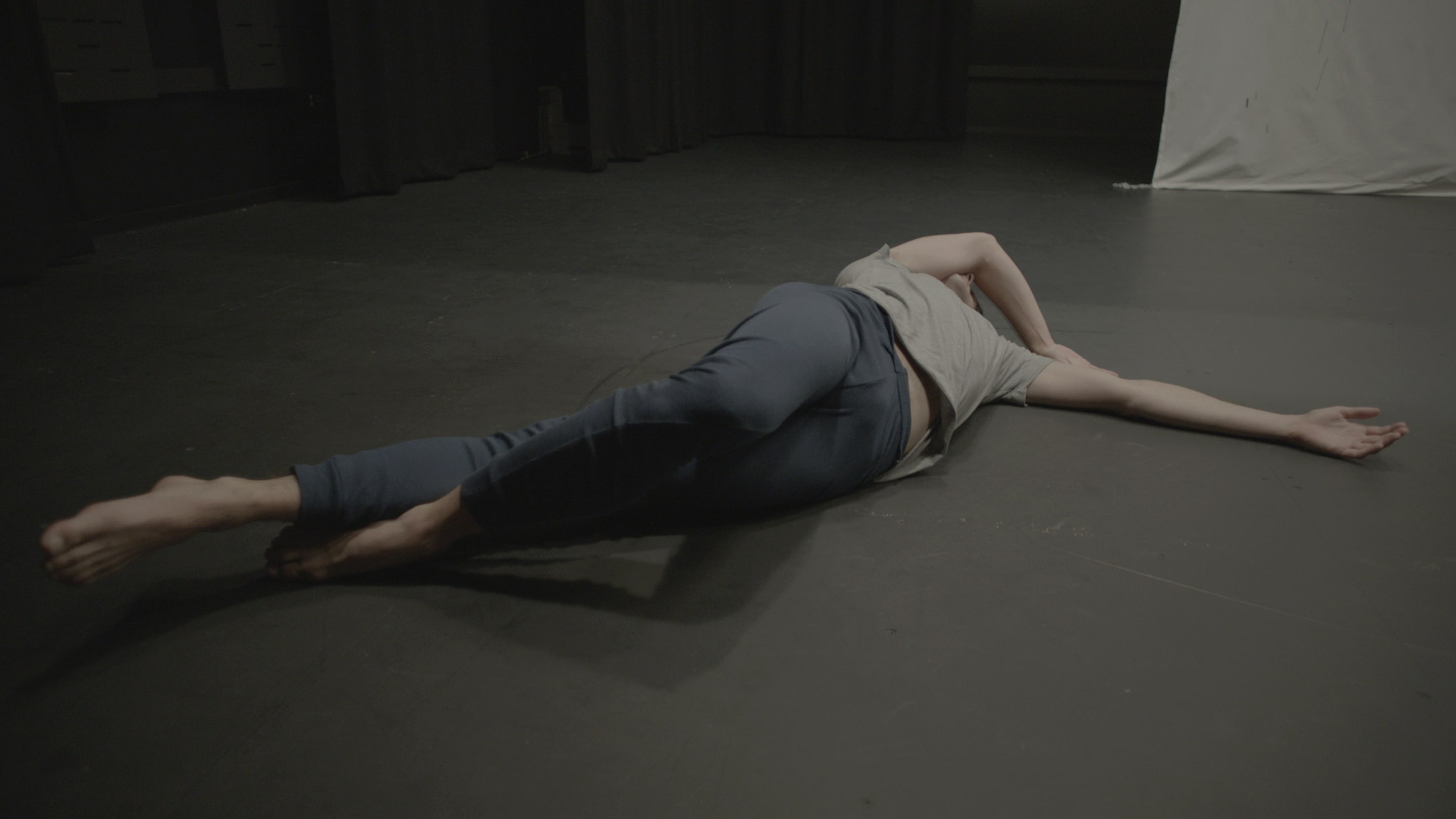 Video still, Sriwhana Spong, The Fourth Notebook, 2015, HD video, 8 mins, 36 secs. Courtesy of Michael Lett, Auckland. Dancer: Benjamin Ord. Commissioned by Carriageworks, Sydney. In the exhibition Inhabiting Space at the Adam Art Gallery Te Pātaka Toi, Victoria University of Wellington