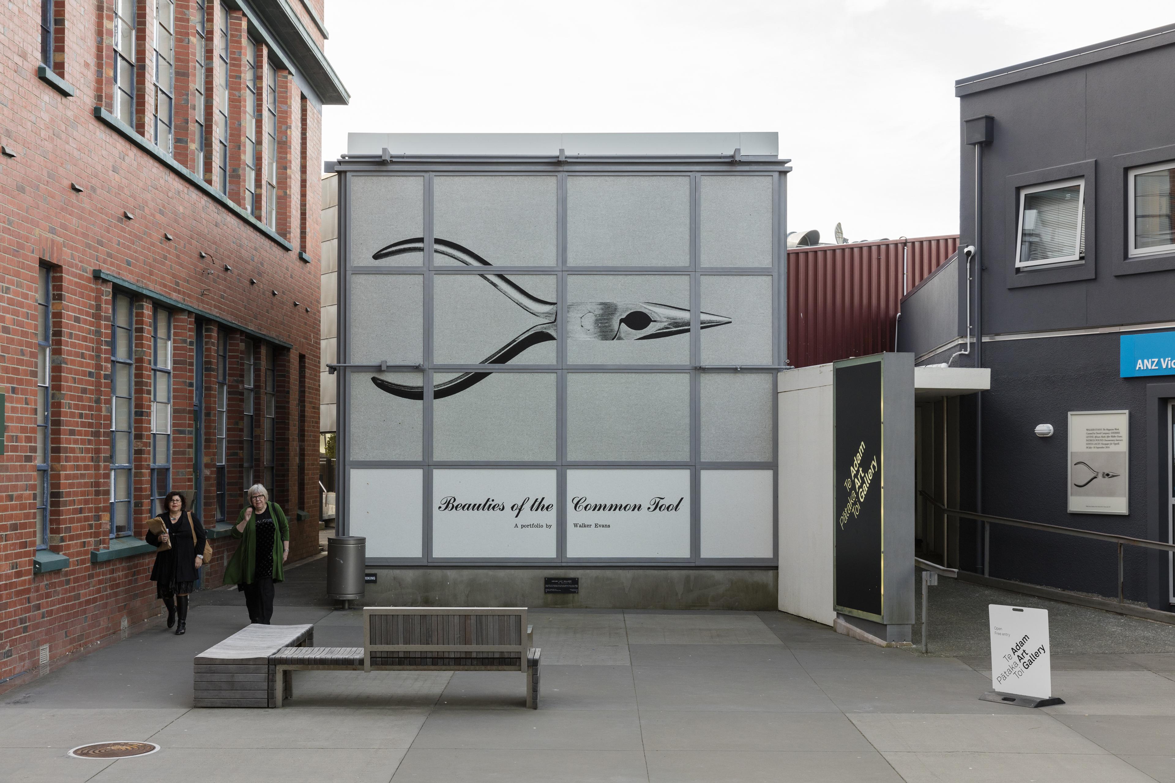 Exterior view of Walker Evans: The Magazine Work at Adam Art Gallery, Victoria University of Wellington, 2016, Photo: Shaun Waugh