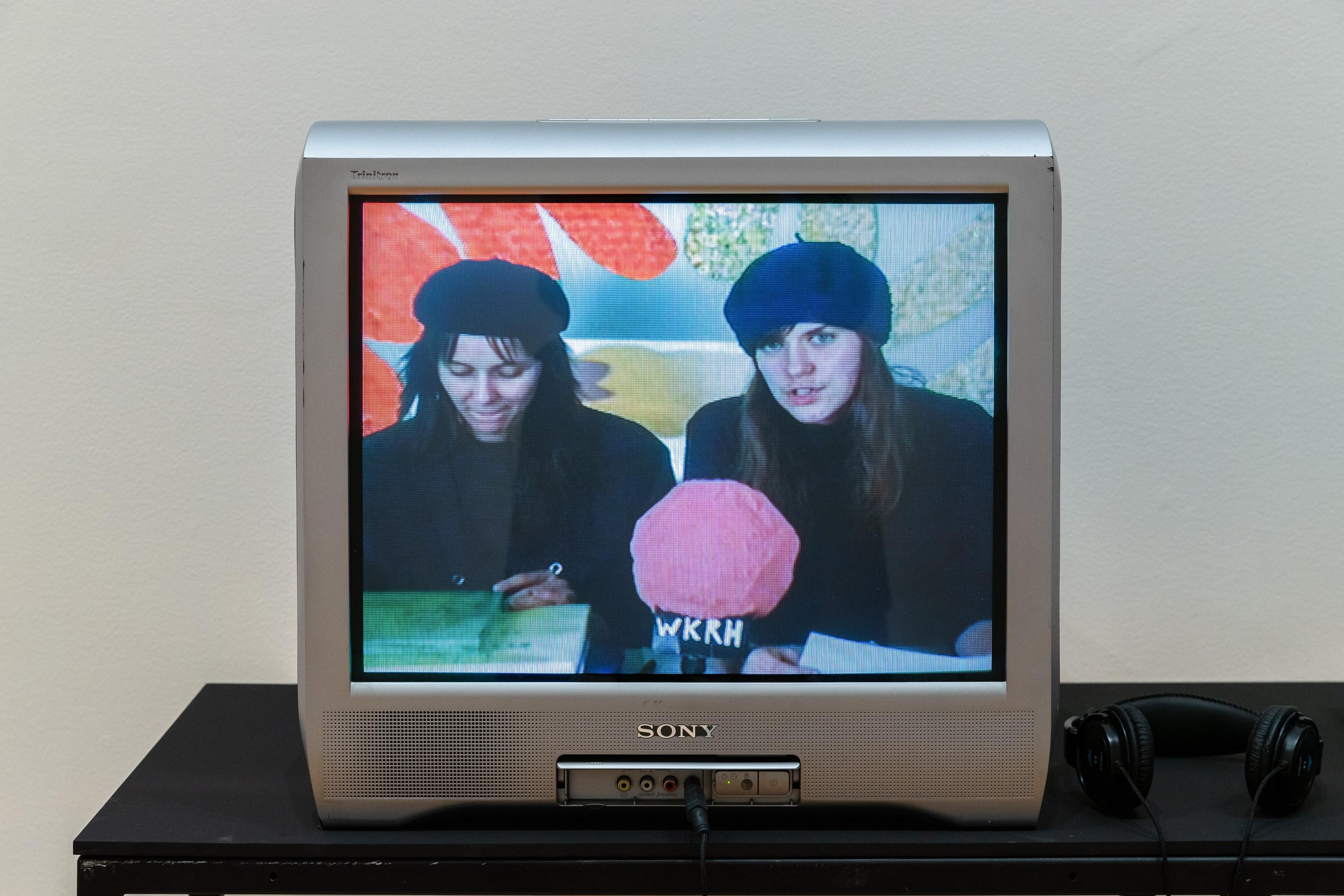 Wynne Greenwood and K8 Hardy, New Report Artist Unknown , 2005–6, digital video, 16:30 mins, colour/sound, courtesy of the artists and Video Data Bank at the School of the Art Institute of Chicago. Installation view, Image Processors: Artists in the Medium – A Short History 1968–2020 , Te Pātaka Toi Adam Art Gallery, Victoria University of Wellington. Photo by Ted Whitaker.