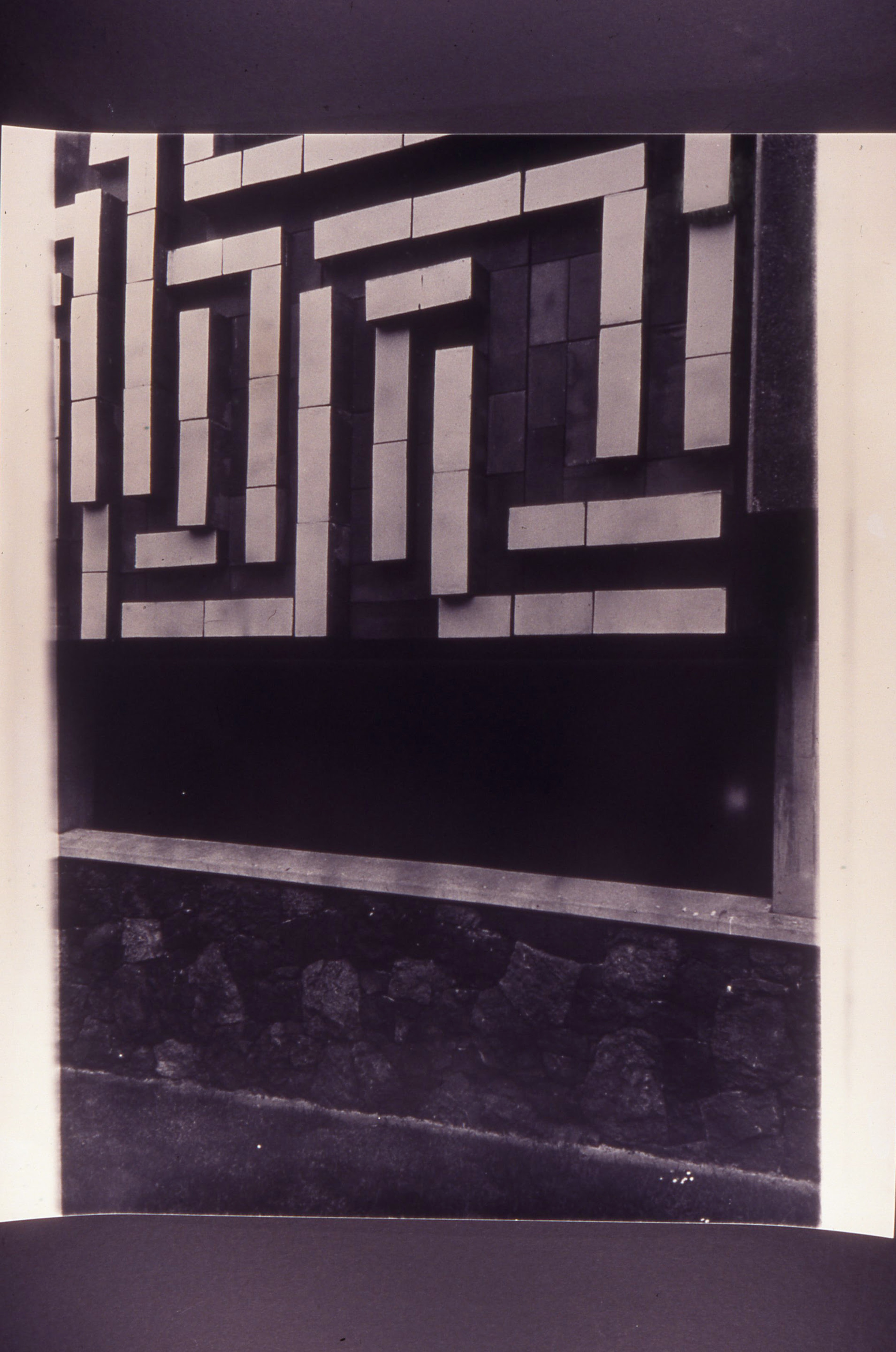 Gavin Hipkins, The Habitat (detail), 1999-2000, 72 black and white photographs, 510 x 660mm each. Courtesy of the artist