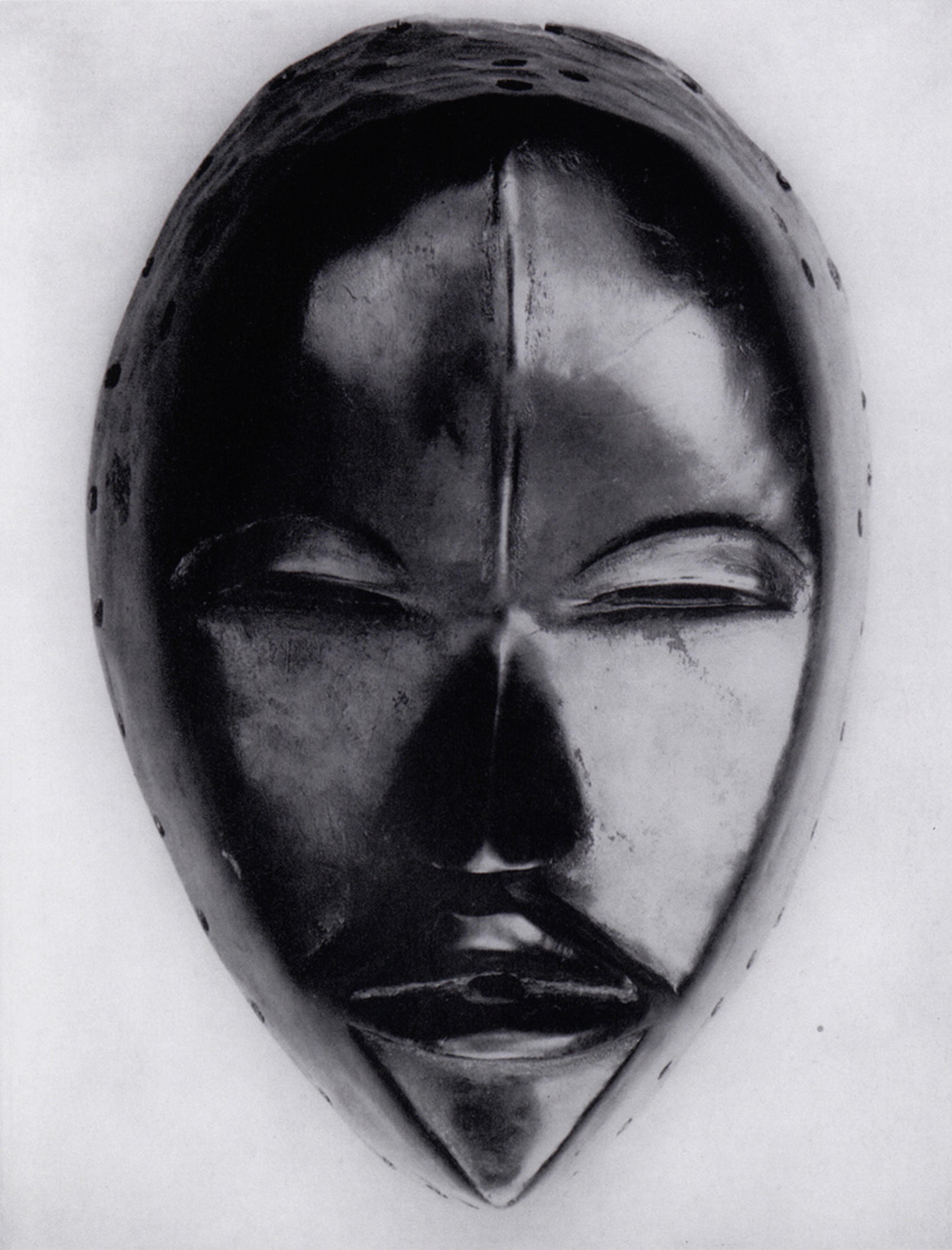 Sherrie Levine, African Masks After Walker Evans III, 2014, 1 of 24 giclée inkjet prints, edition 9 of 12. Courtesy of the Artist, Simon Lee Gallery and the Walker Evans Archive, Metropolitan Museum of Art, New York