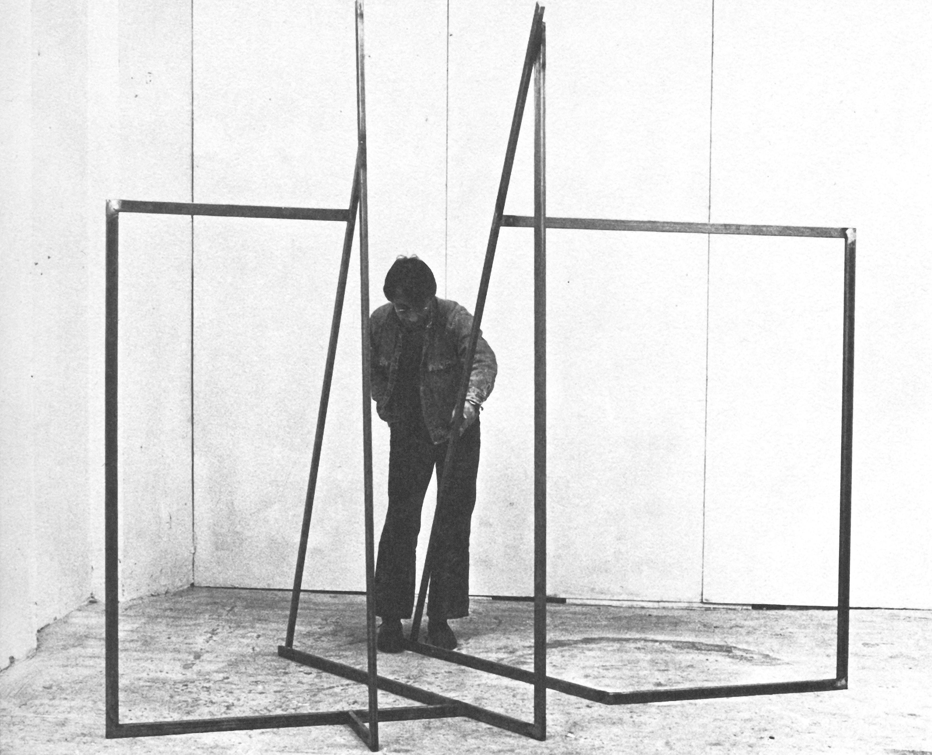 John Panting, Untitled, 1972-73, steel, 290 x 455 x 244cm. Image copyright of Stephen Cox, the Estate of John Panting and Poussin Gallery.