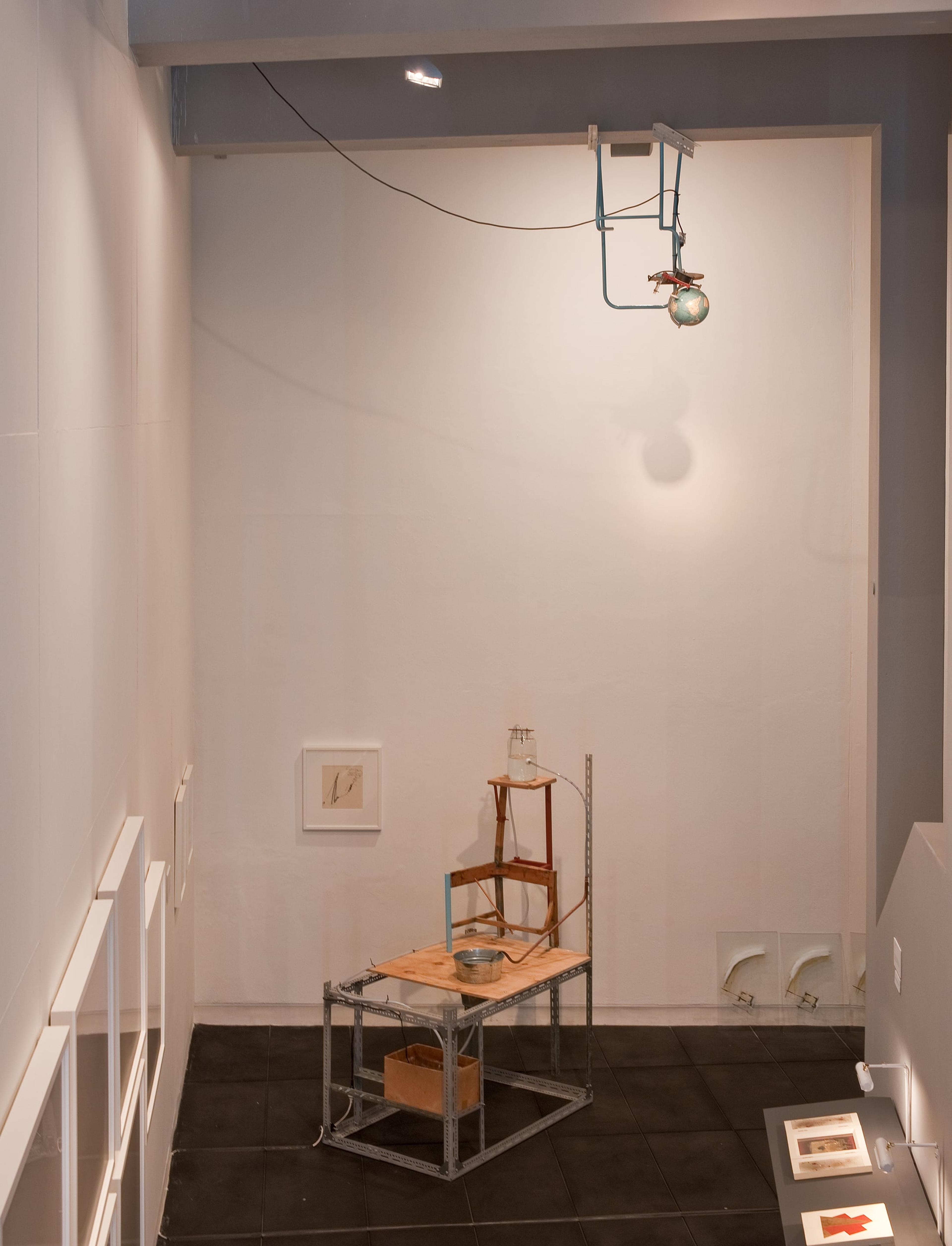 Passage to Lower Chartwell