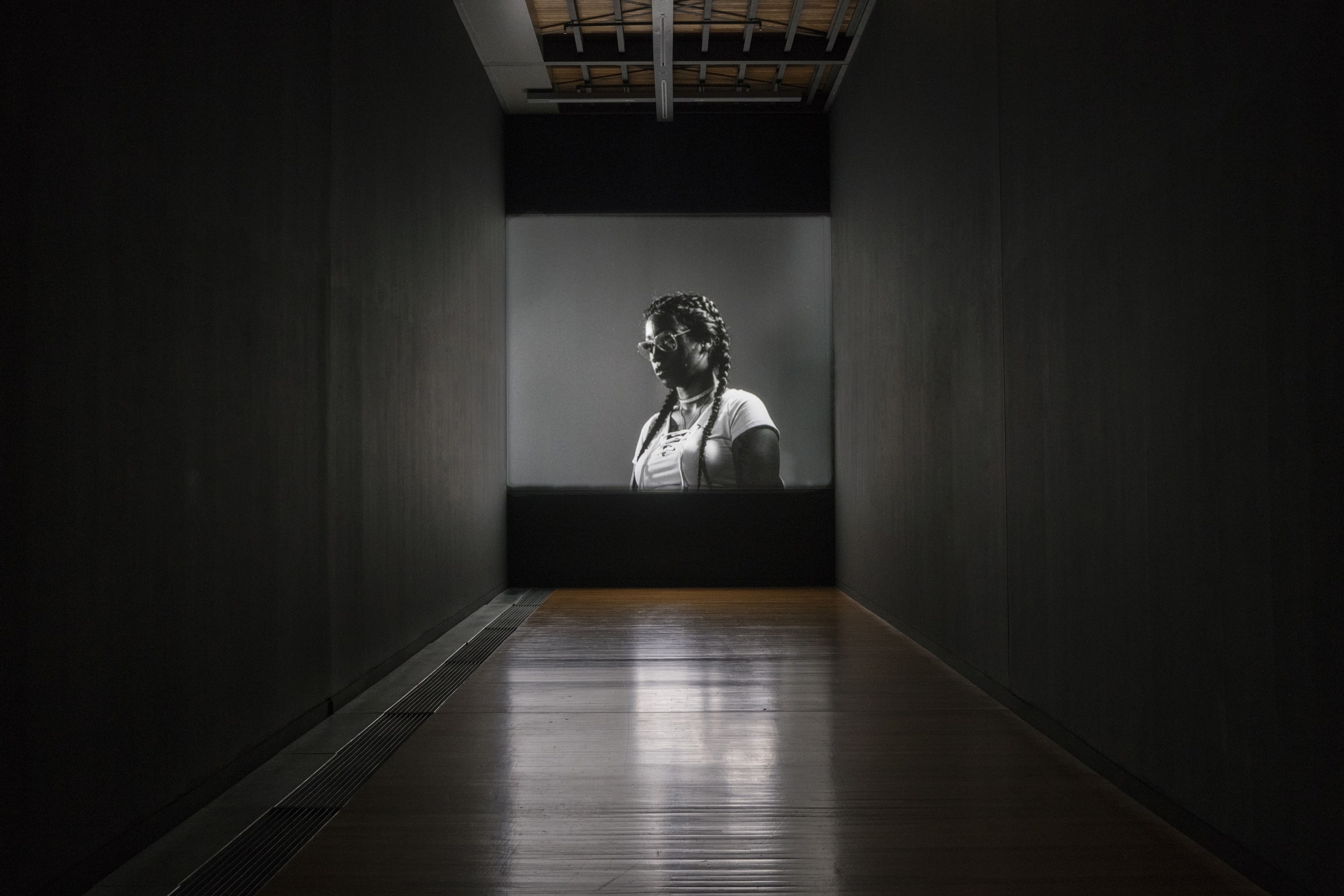 Luke Willis Thompson, Autoportrait, 2017, 35mm, b&w, silent. 9 minutes, 10 seconds @16 fps. Installation view at Adam Art Gallery Te Pātaka Toi, Victoria University of Wellington, 21 February – 15 April 2018