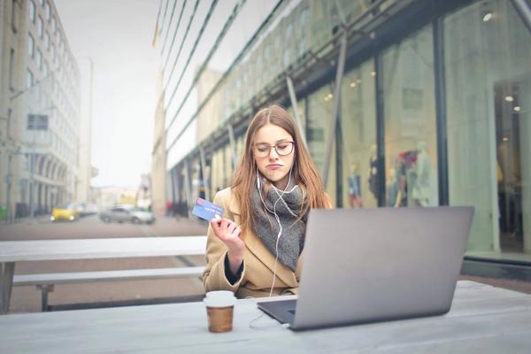 Cover image for The 9 best credit cards for your small business (2025 edition)