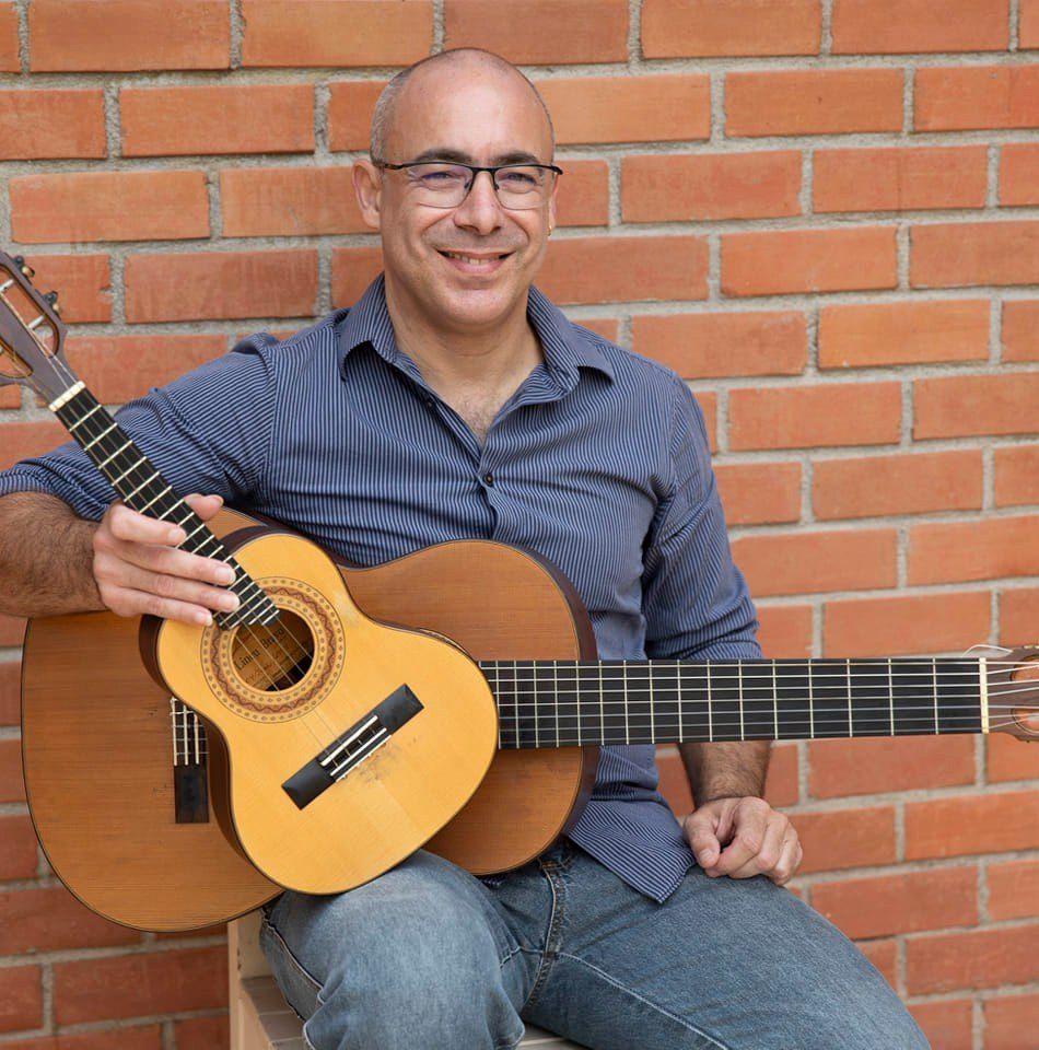 Carlos Chaves