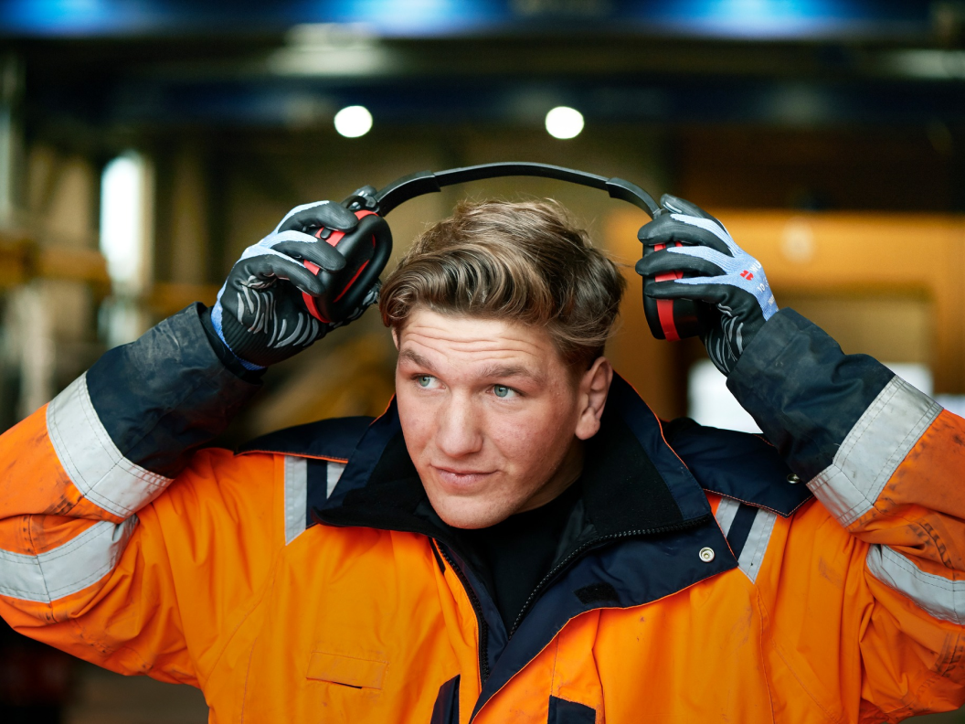 gsv worker close up